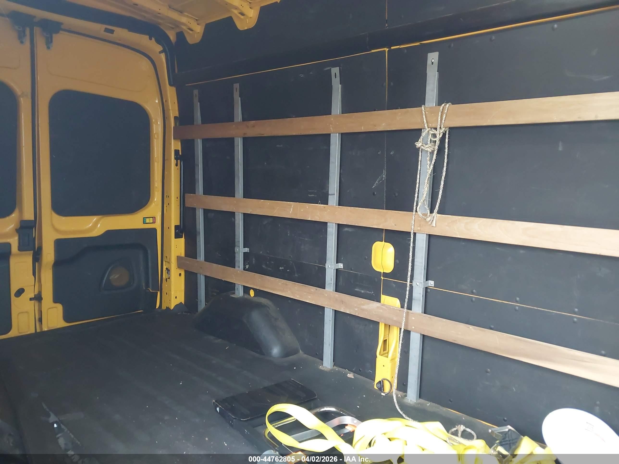2021 Ford Transit-250   Yellow vin: 1FTBR1X84MKA08192