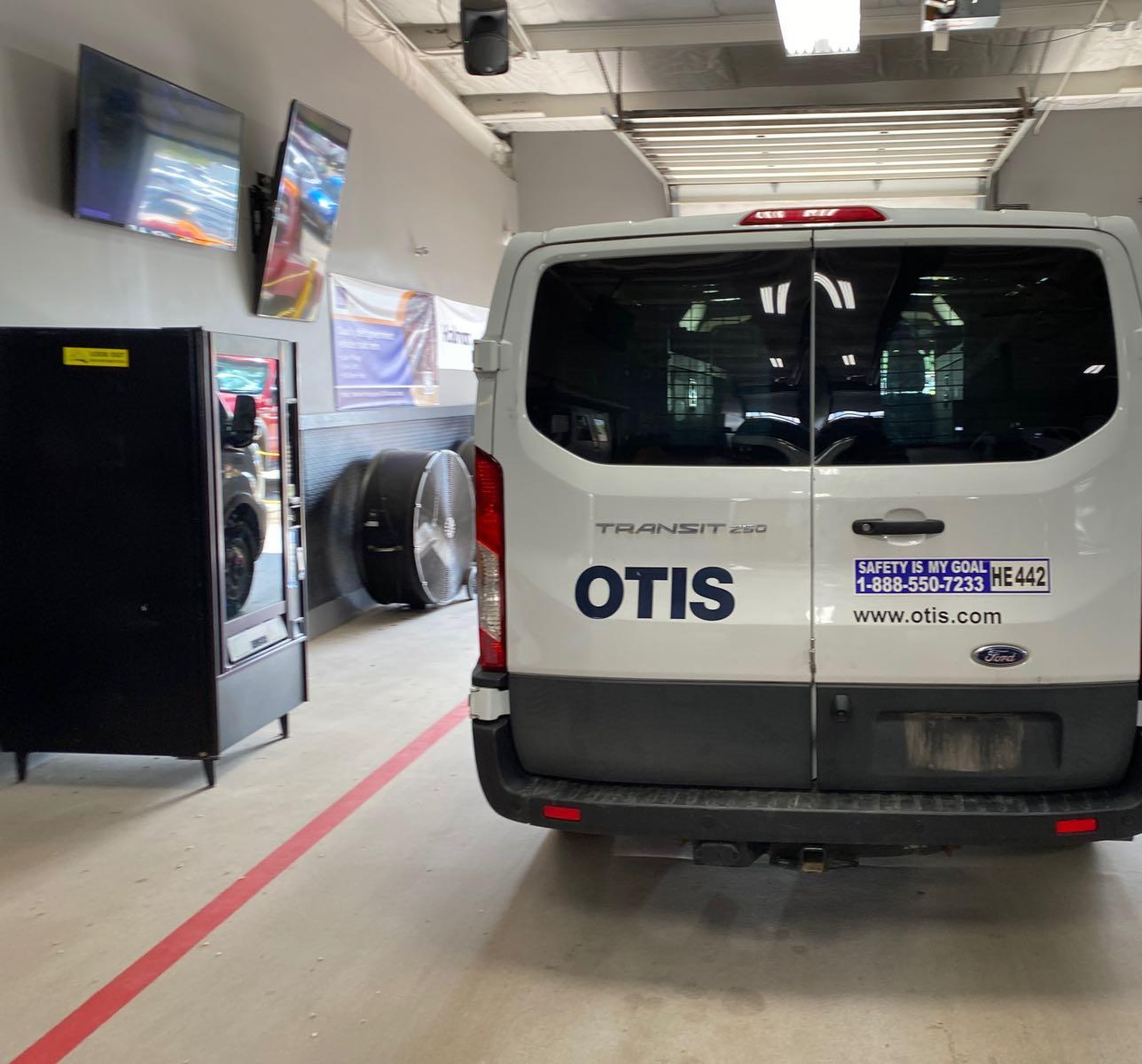 2020 Ford Transit T-250 vin: 1FTBR1Y88LKB08471