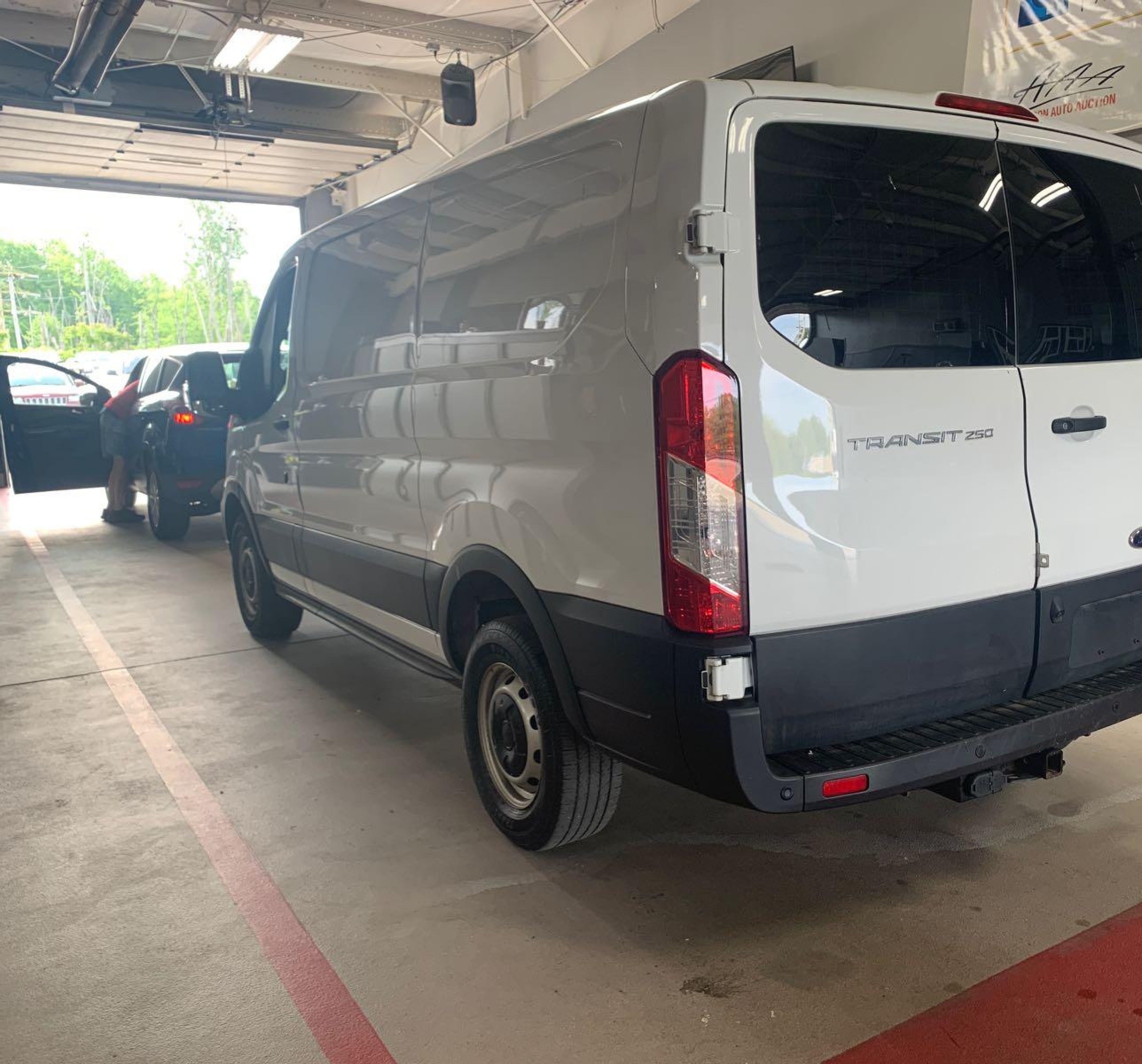 2020 Ford Transit-250   vin: 1FTBR1Y88LKB08471