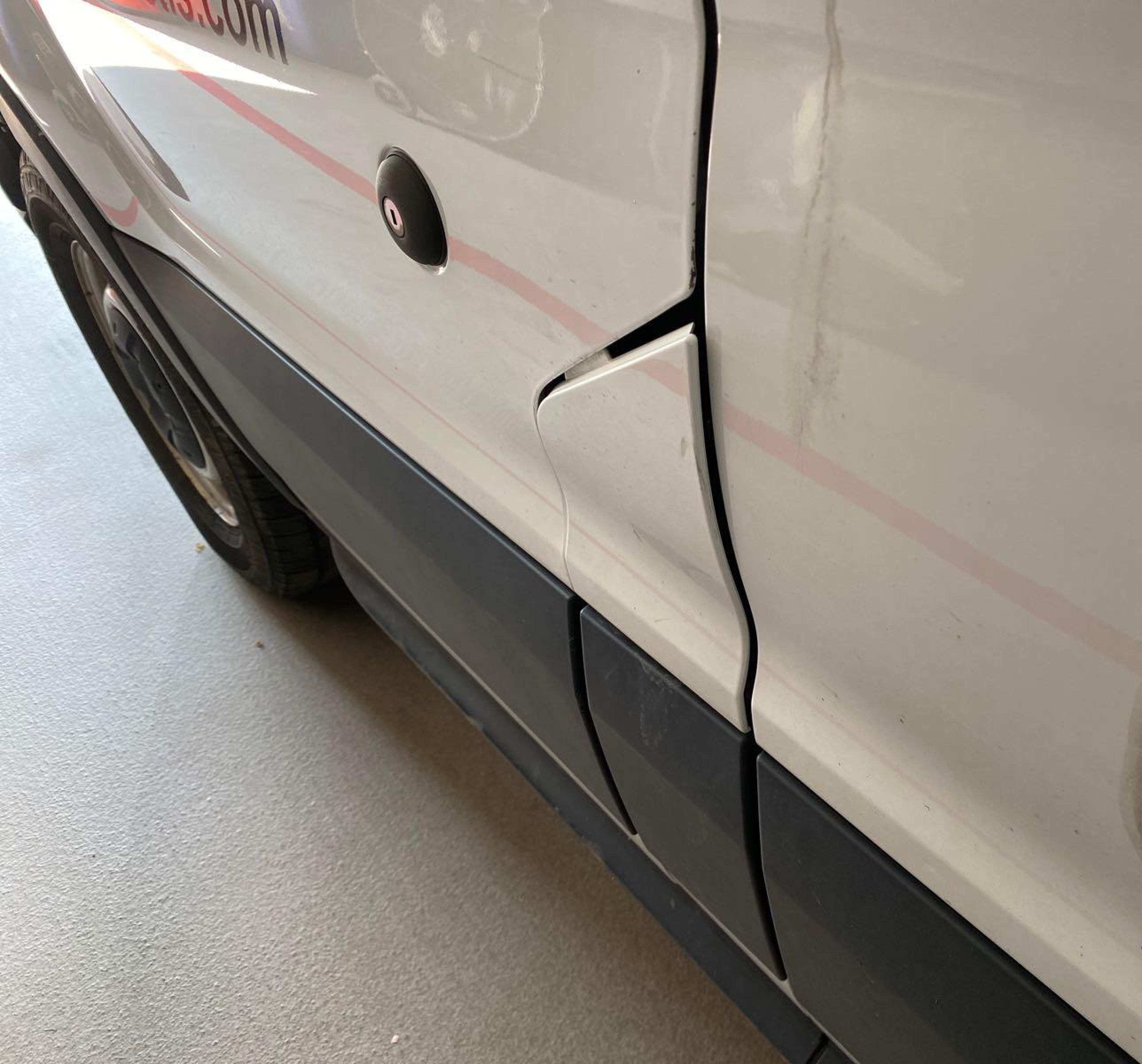 2020 Ford Transit-250   vin: 1FTBR1Y88LKB08471