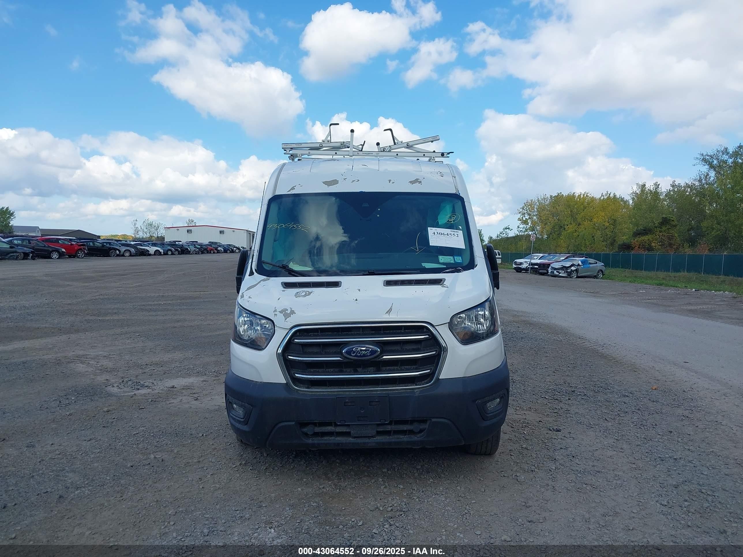2020 Ford Transit-250   Белый vin: 1FTBR2C85LKA83039