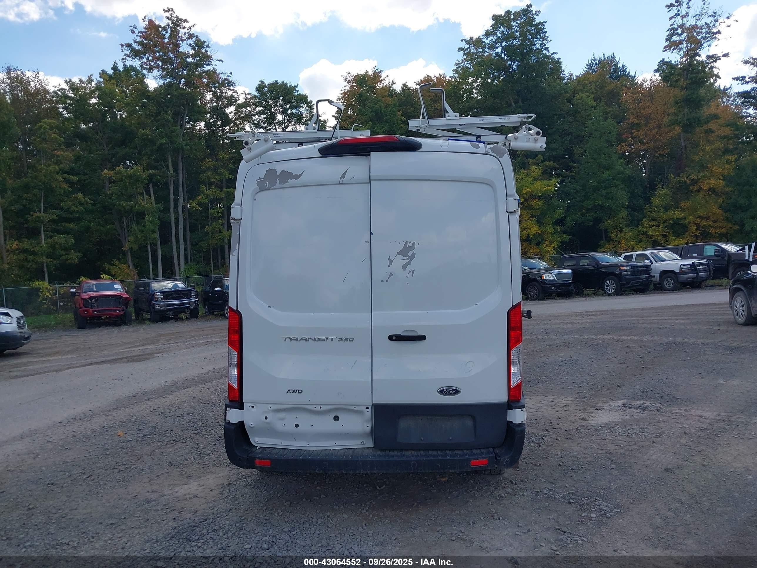 2020 Ford Transit-250   Белый vin: 1FTBR2C85LKA83039