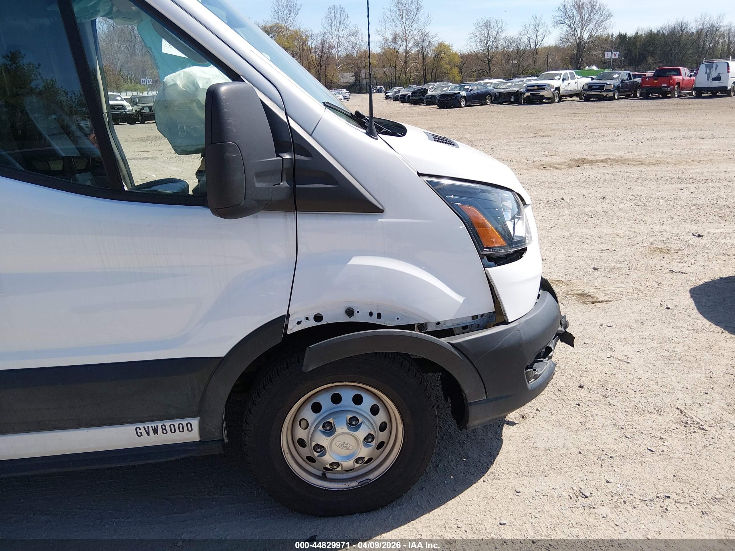 2022 Ford Transit-250   White vin: 1FTBR2X87NKA68233