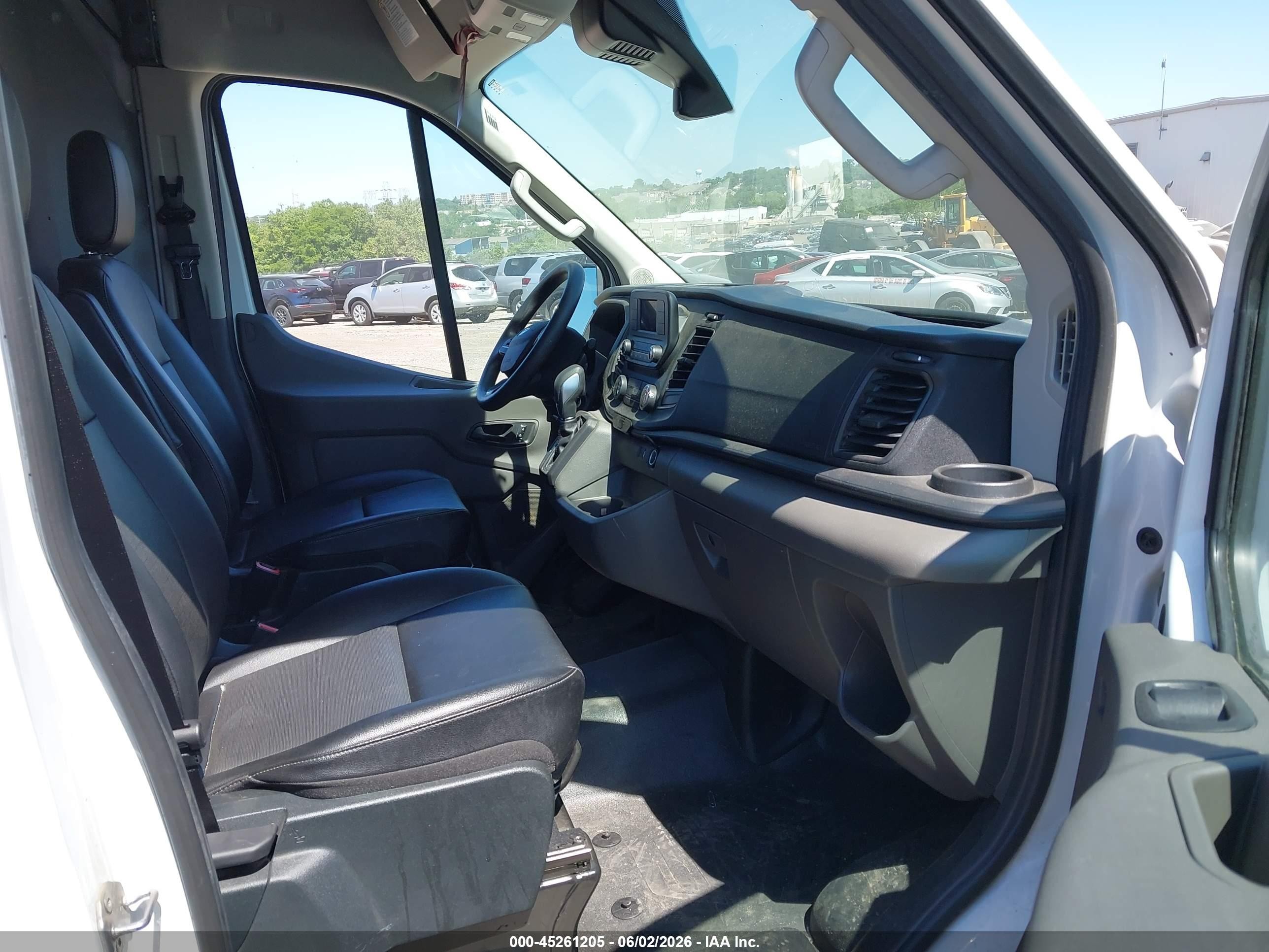 2023 Ford Transit-250   White vin: 1FTBR2X89PKB26751