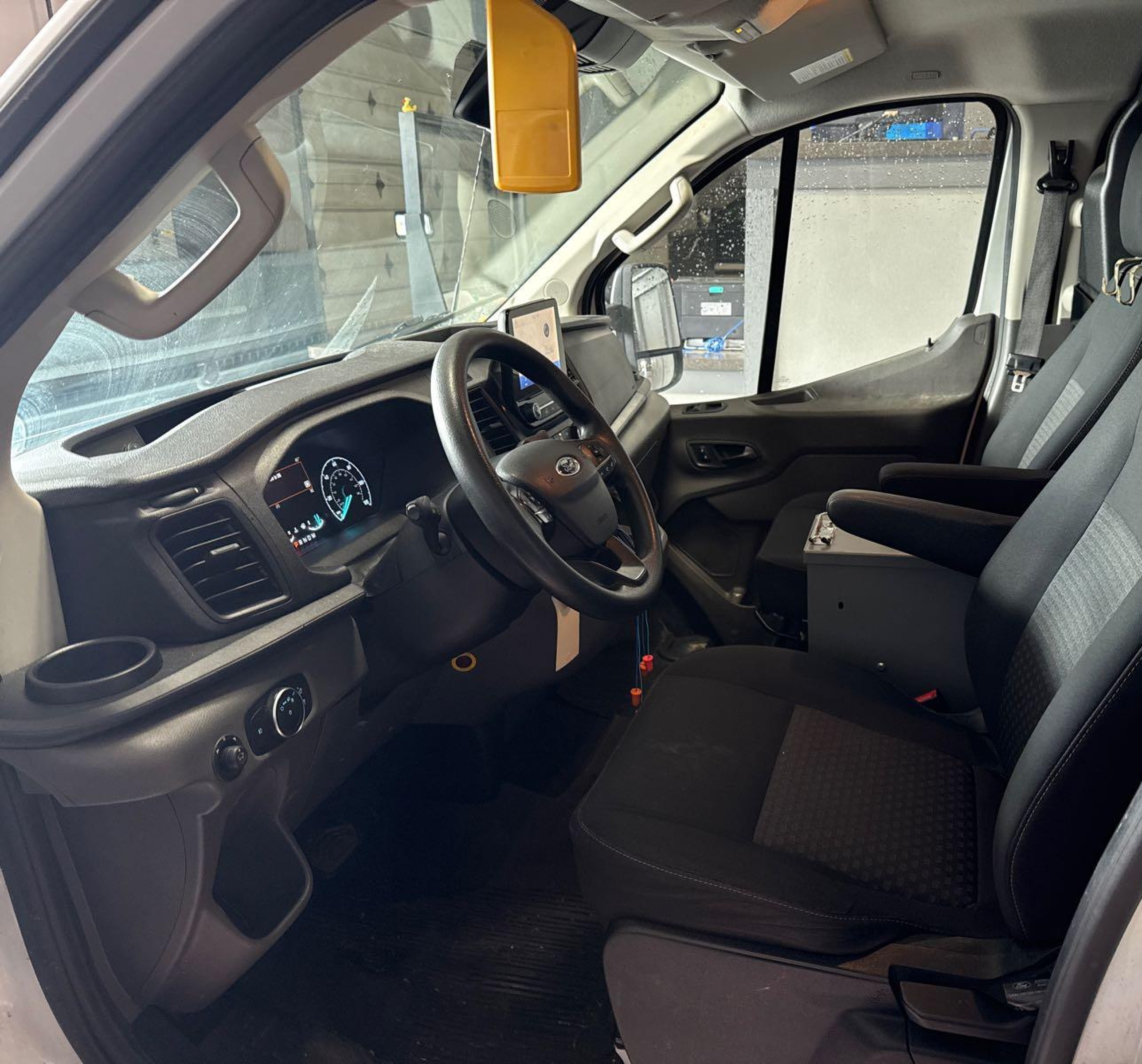 2020 Ford Transit-250   vin: 1FTBR2YG5LKA32432