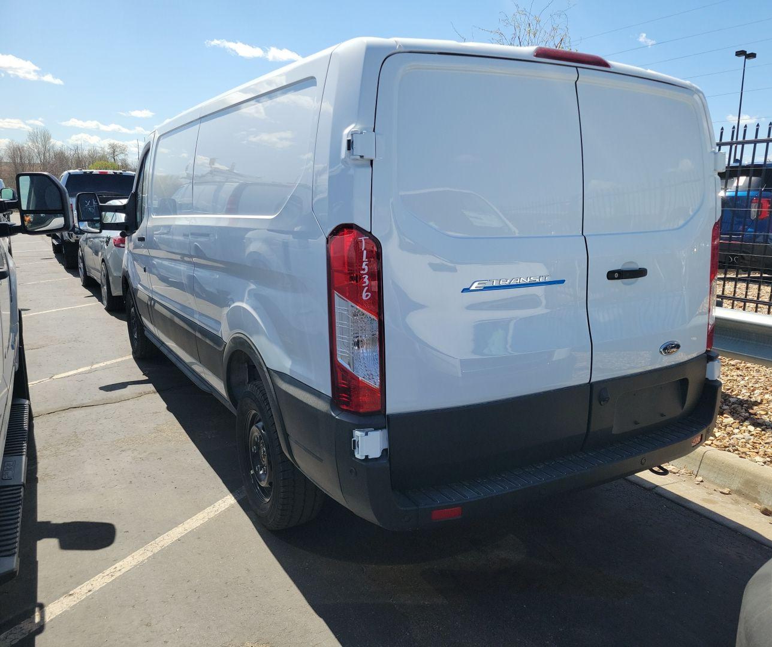 2025 Ford E-transit-350   vin: 1FTBW1YM2SKA13019