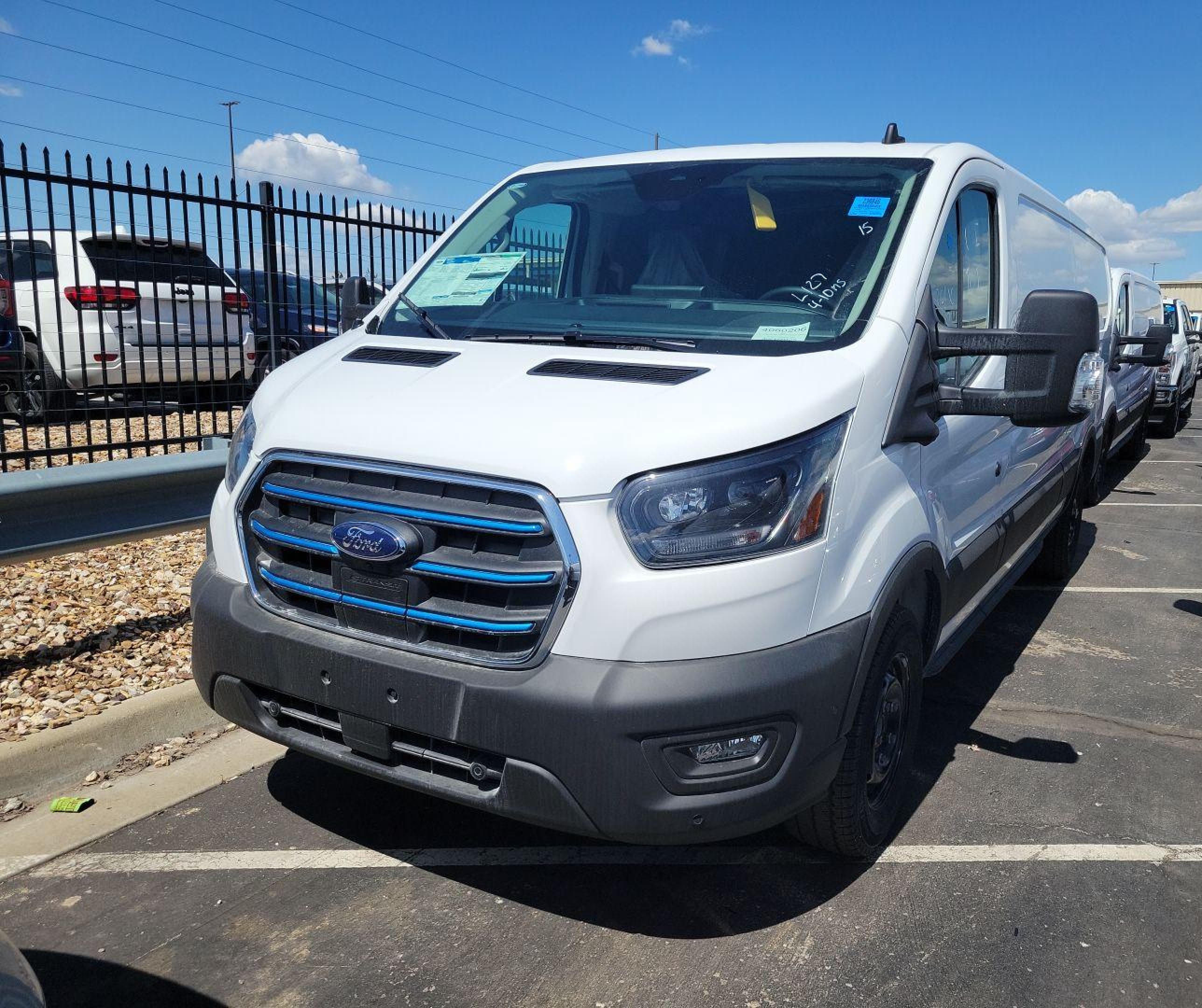 2025 Ford E-transit-350   vin: 1FTBW1YM2SKA13019