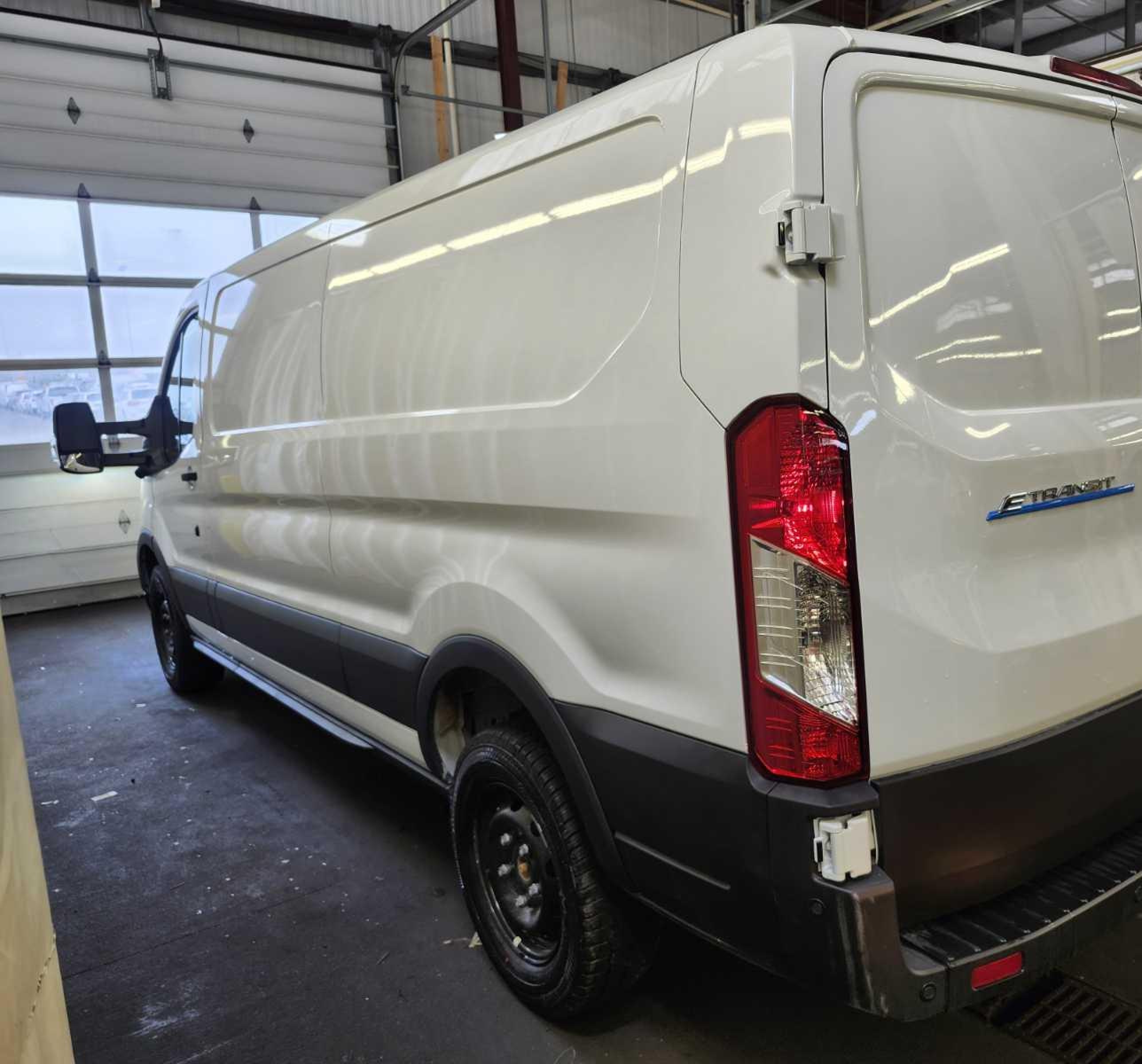 2025 Ford E-transit-350   vin: 1FTBW1YM4SKA12907