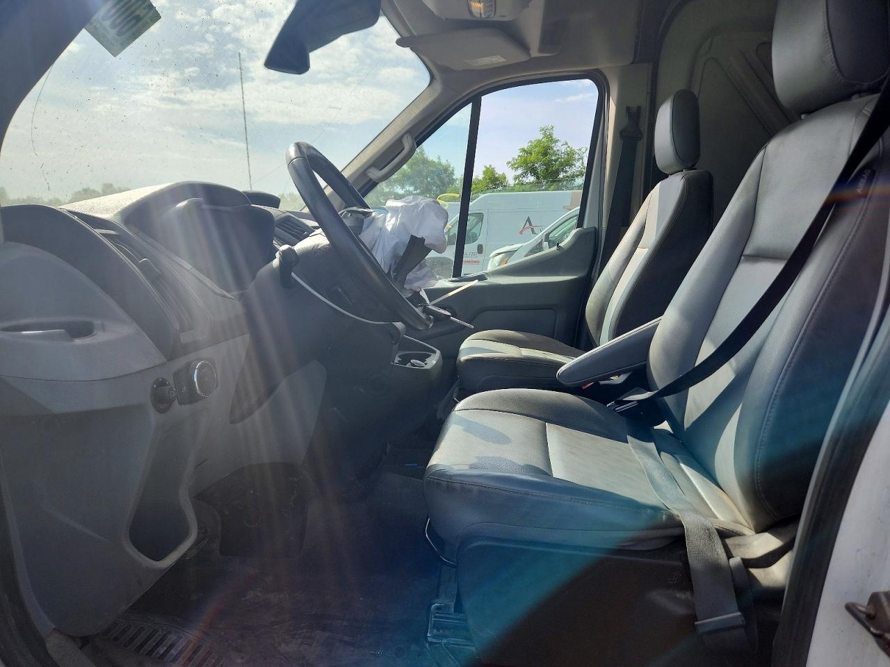 2017 Ford Transit Белый vin: 1FTBW2CG9HKA33767
