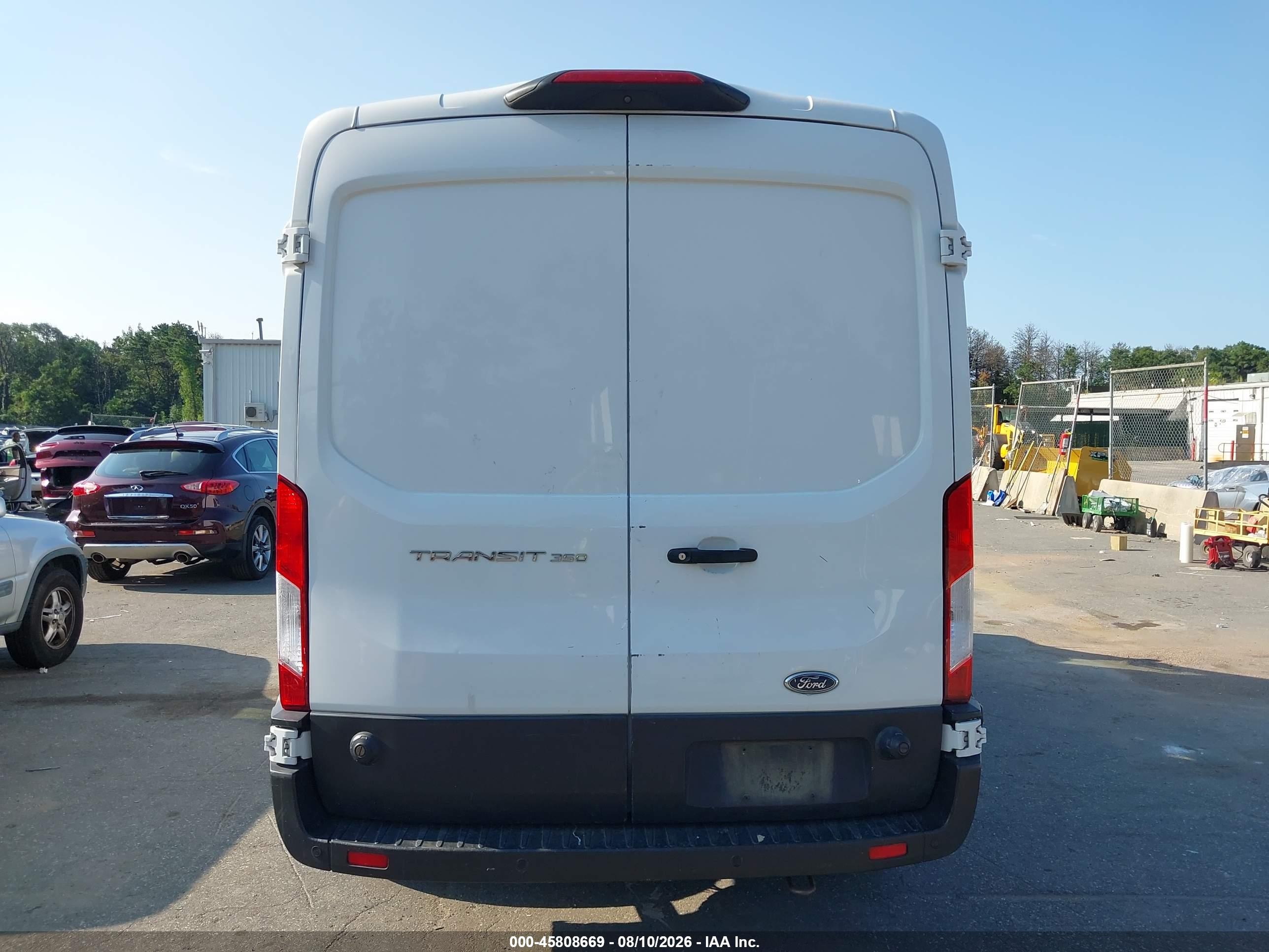 2019 Ford Transit-350   White vin: 1FTBW2CM1KKA27300