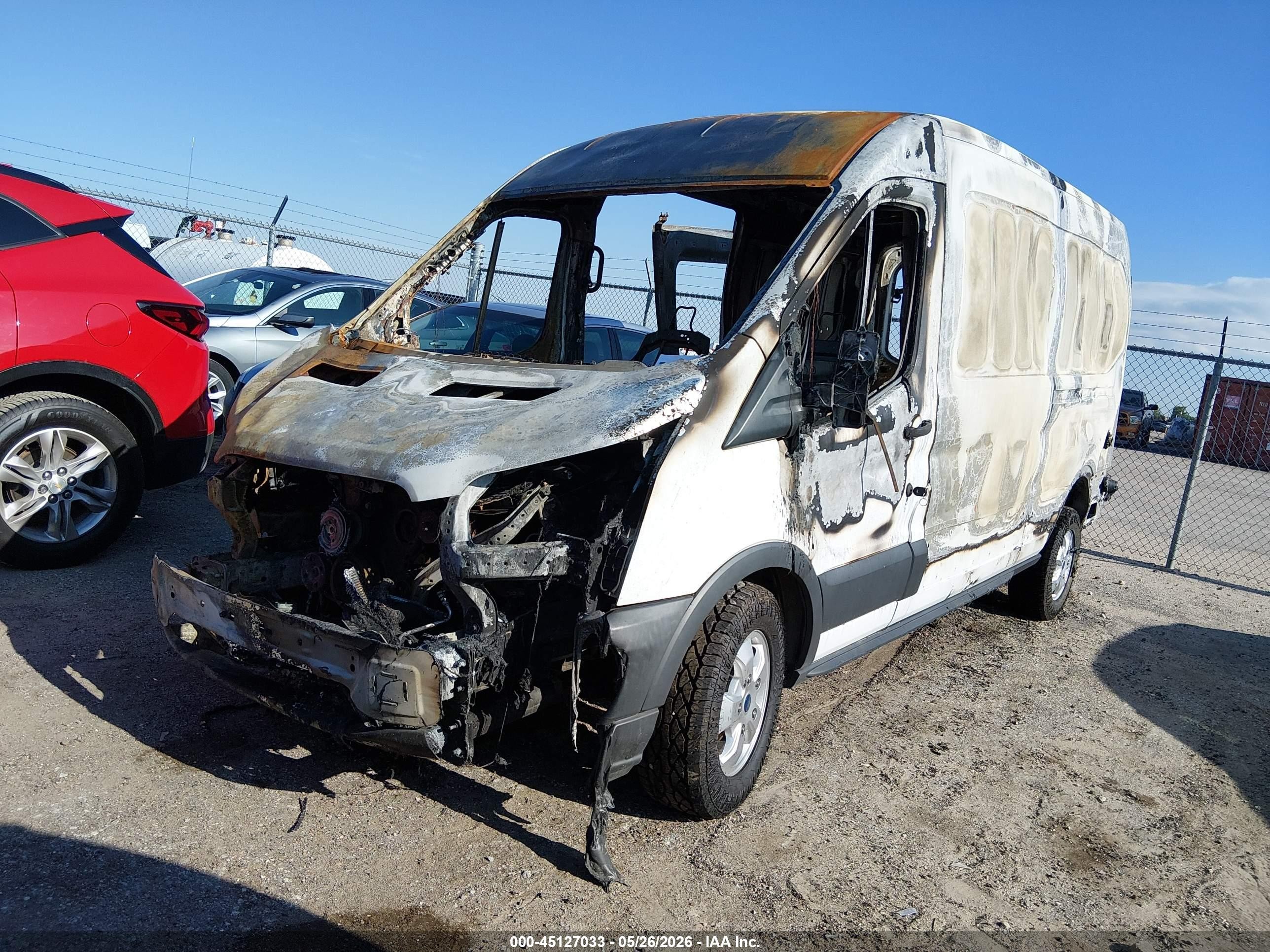 2018 Ford Transit-350 White vin: 1FTBW2CV0JKB14399