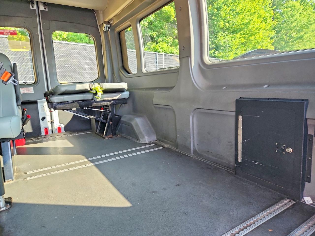 2017 Ford Transit T-350 Handicap Accessible Passen White vin: 1FTBW2XMXHKB48832