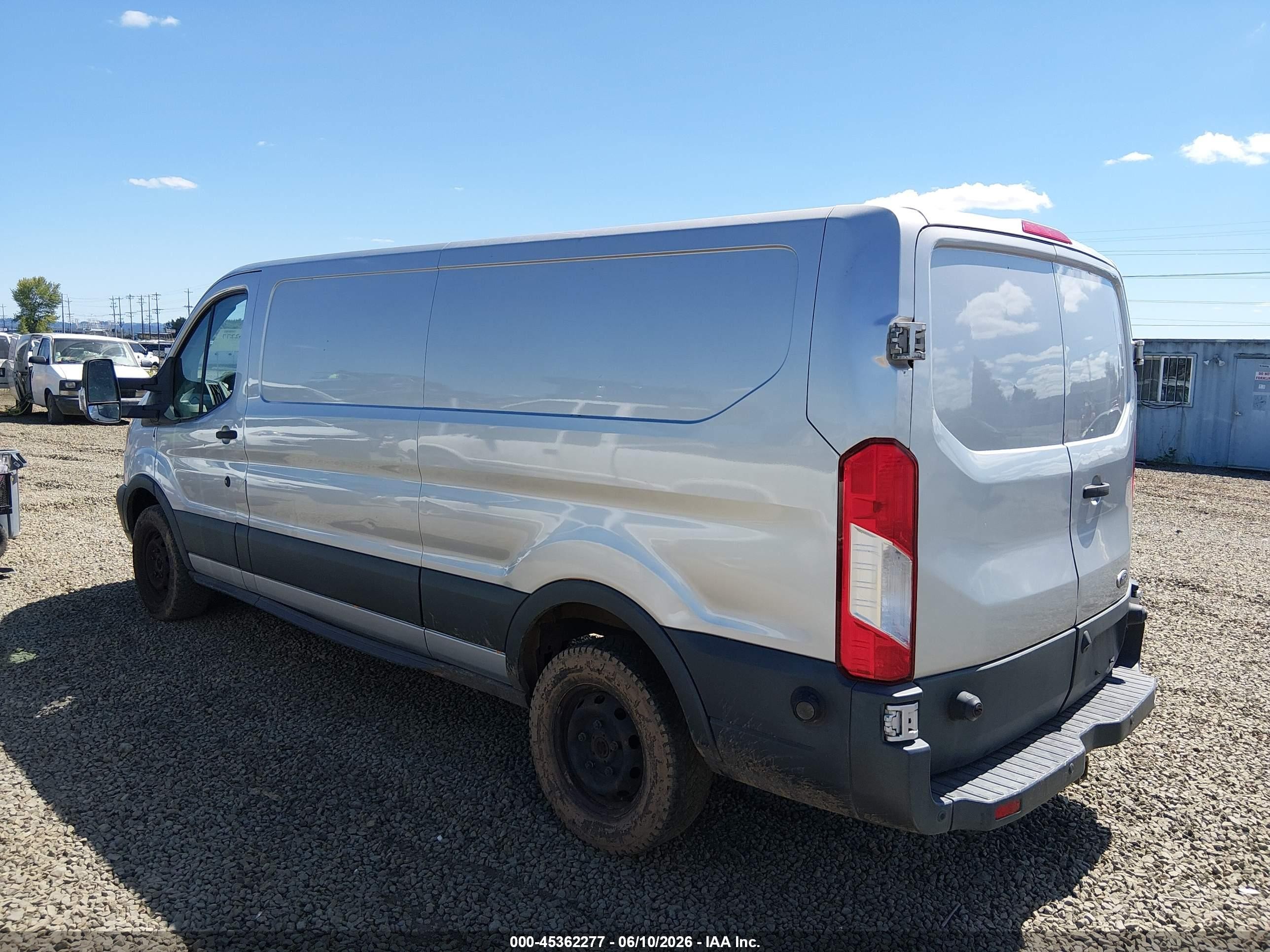2015 Ford Transit-350   Silver vin: 1FTBW2YG9FKA50056