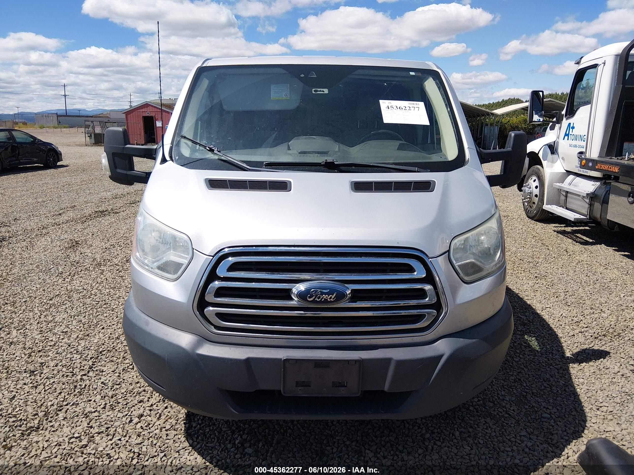 2015 Ford Transit-350   Silver vin: 1FTBW2YG9FKA50056