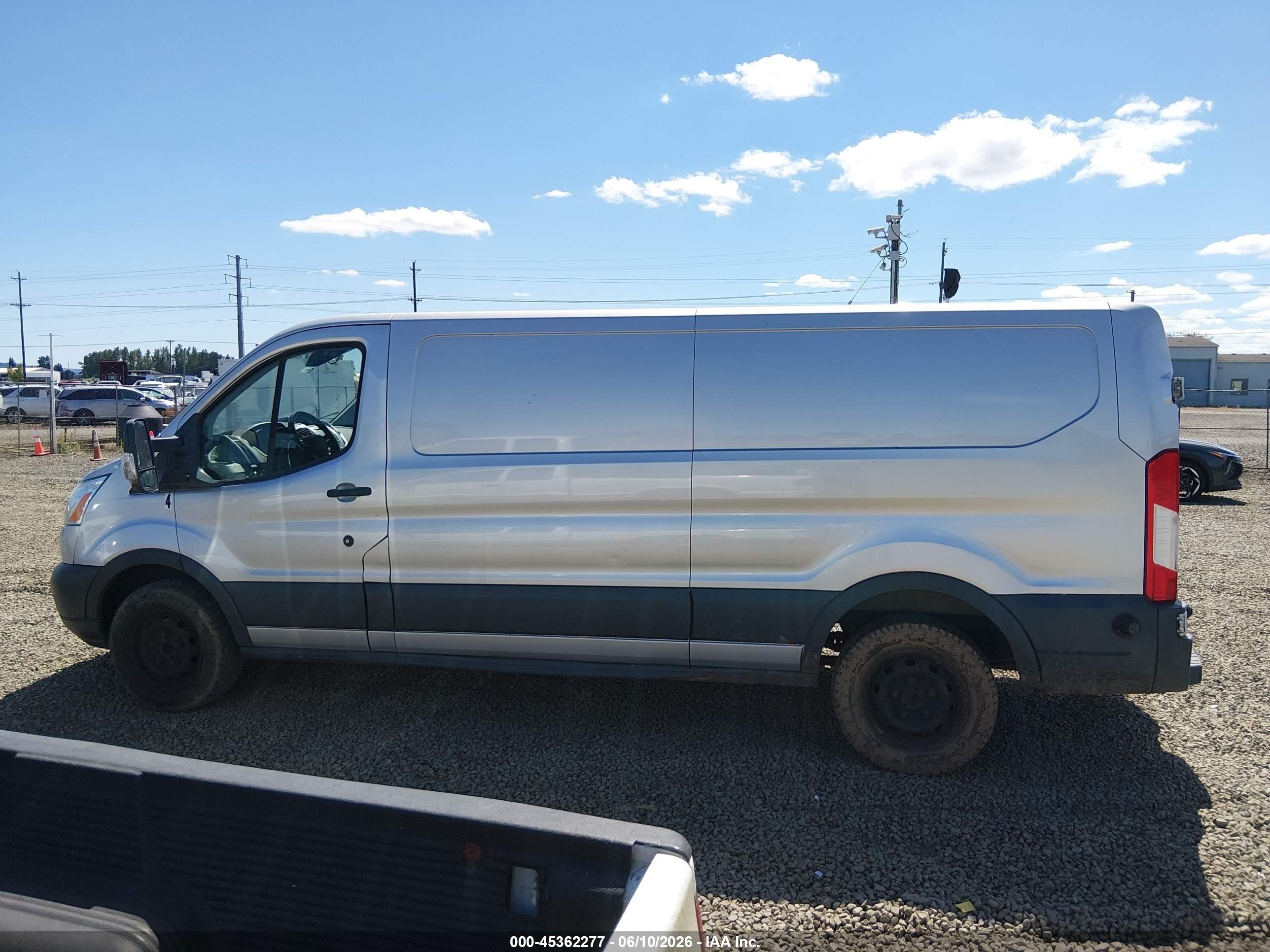 2015 Ford Transit-350   Silver vin: 1FTBW2YG9FKA50056