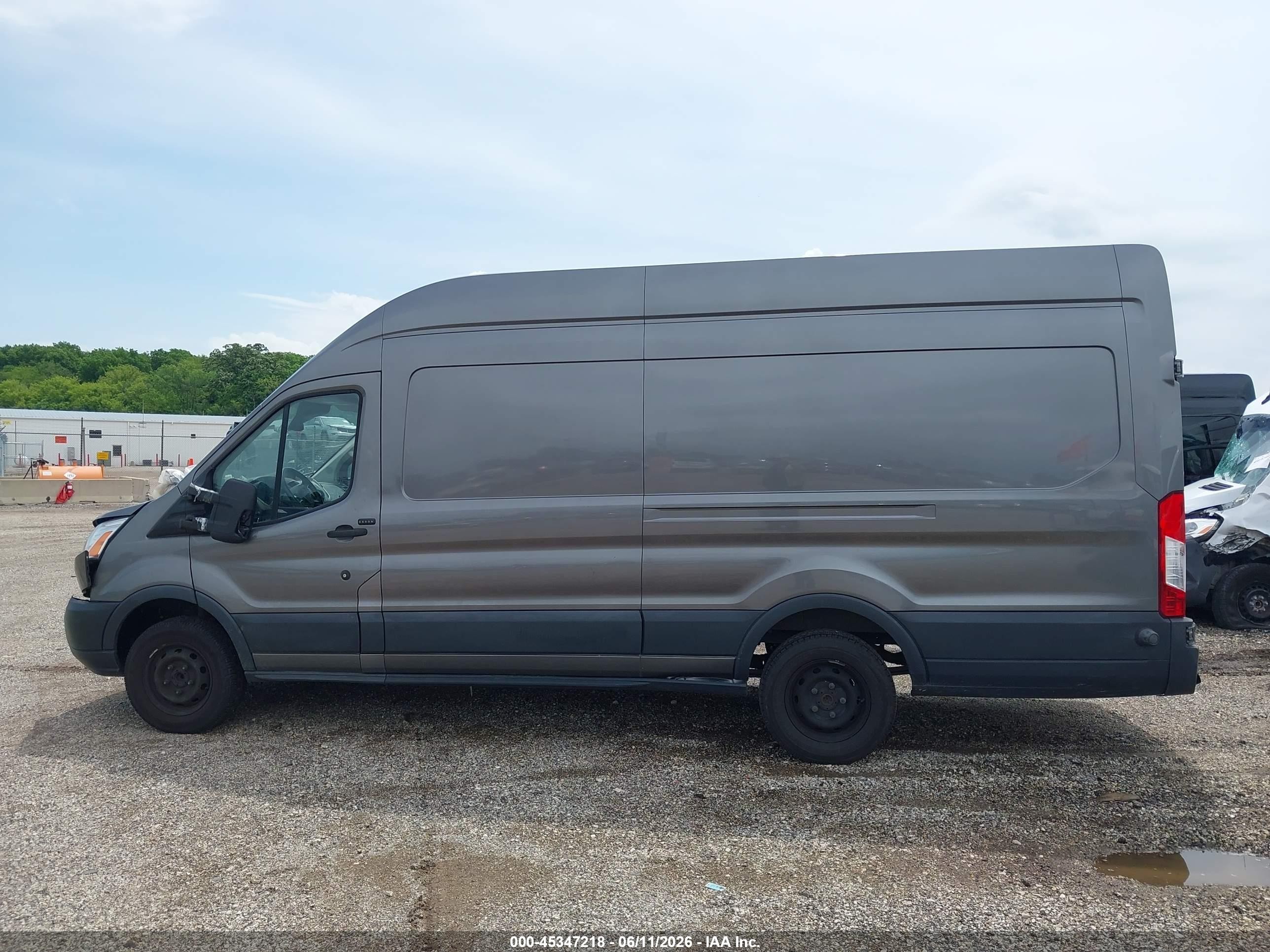 2015 Ford Transit-350   Gray vin: 1FTBW3XG4FKA36797