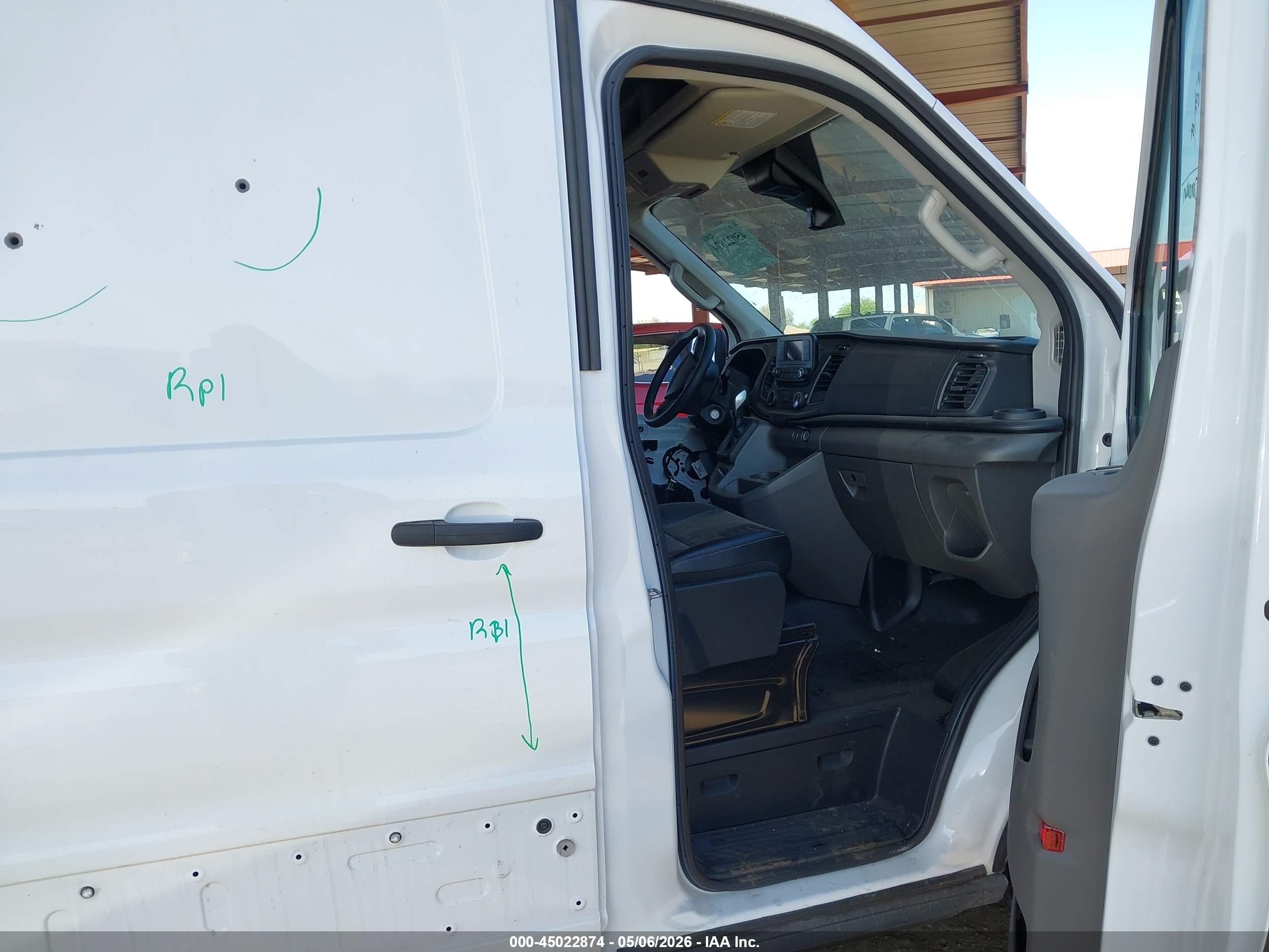 2024 Ford Transit-350   White vin: 1FTBW9C88RKA48909
