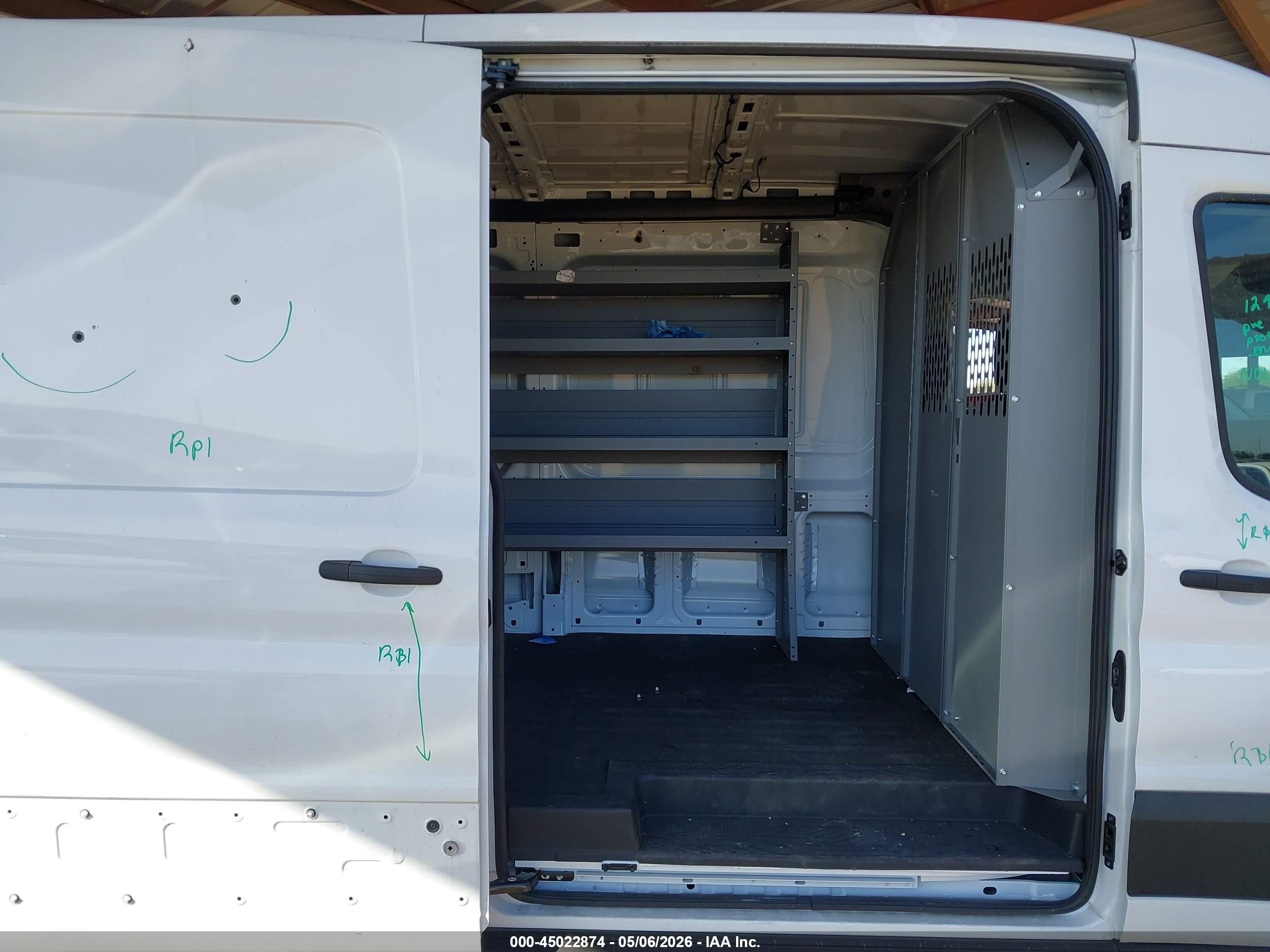 2024 Ford Transit-350   White vin: 1FTBW9C88RKA48909