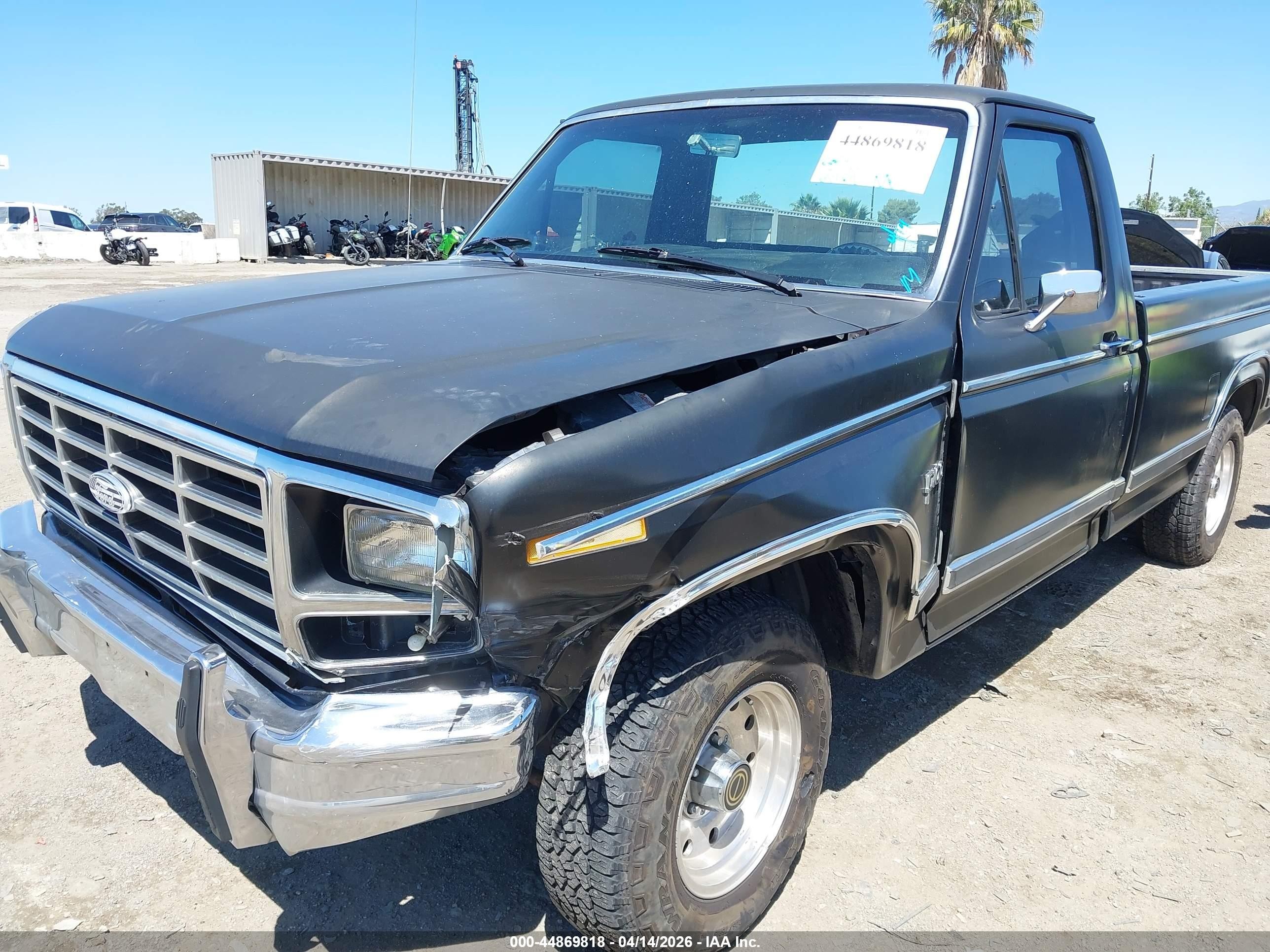 1983 Ford F100   Black vin: 1FTCF10F1DLA35351
