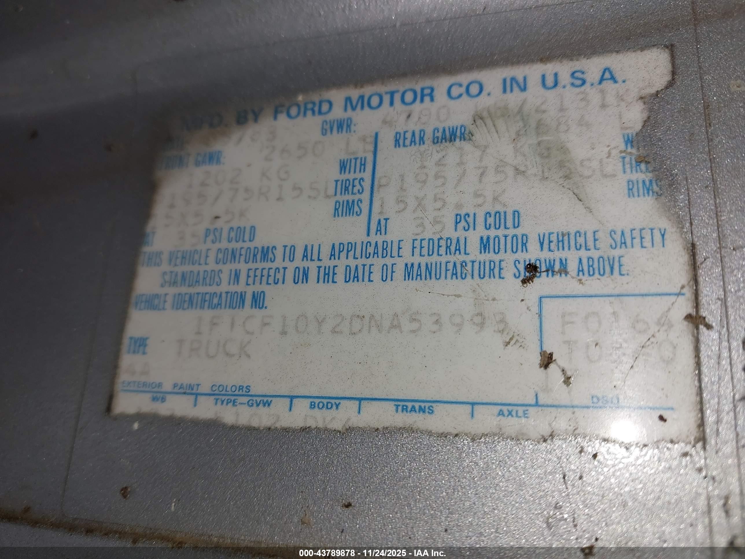 1983 Ford F100   Silver vin: 1FTCF10Y2DNA53993
