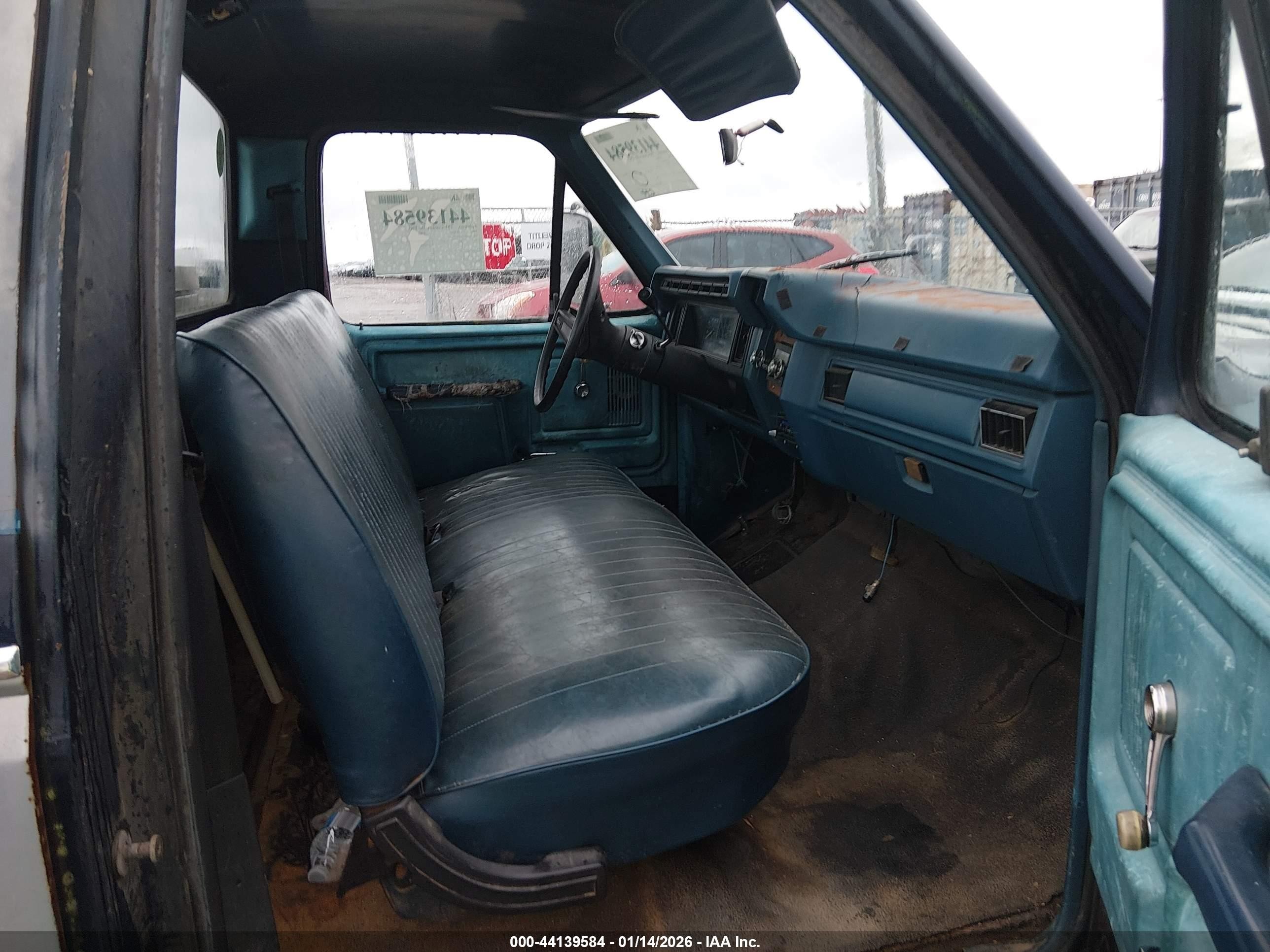 1983 Ford F100   Blue vin: 1FTCF10Y6DLA71215