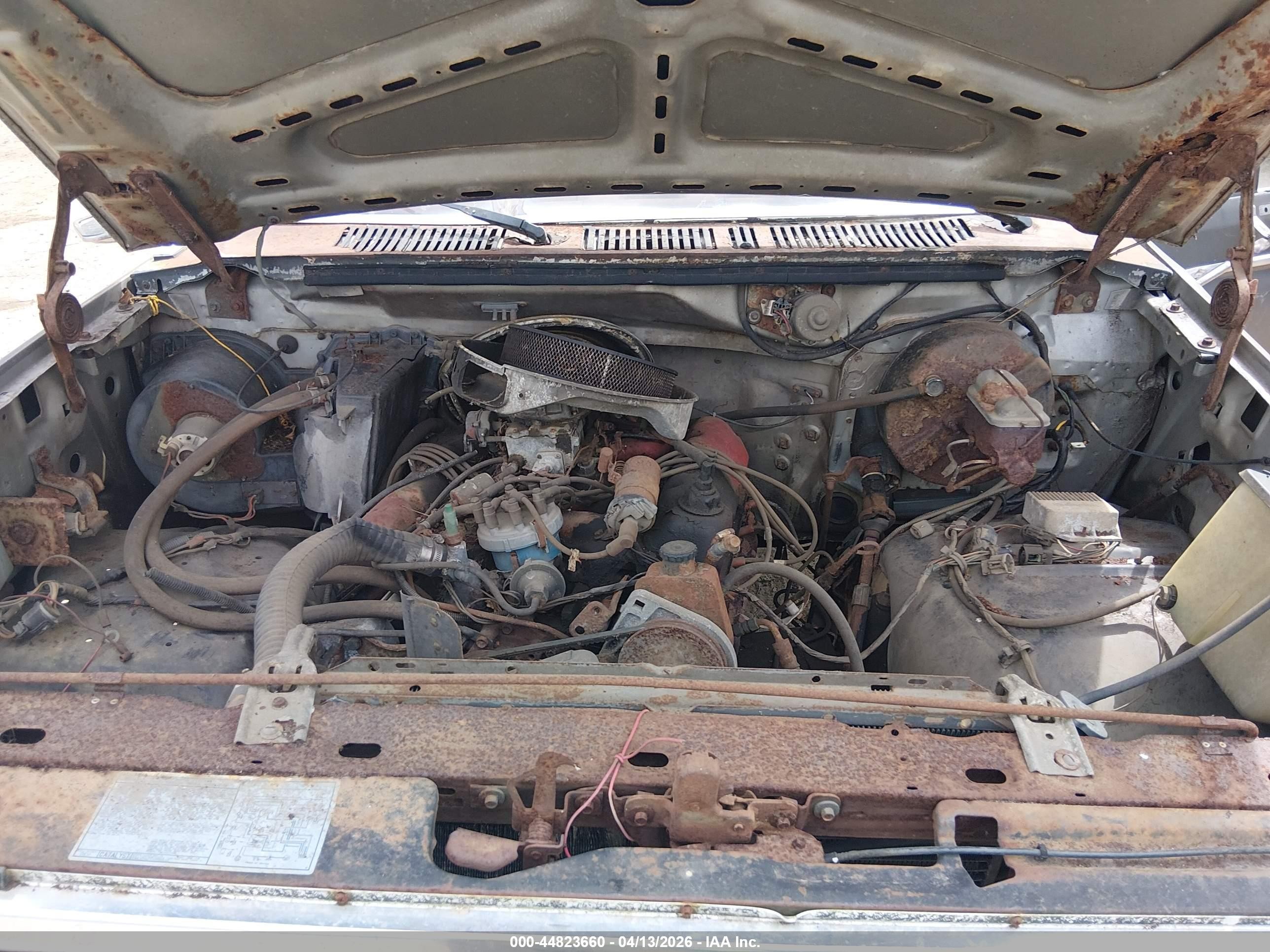 1983 Ford F100   Black vin: 1FTCF10Y9DNA64098