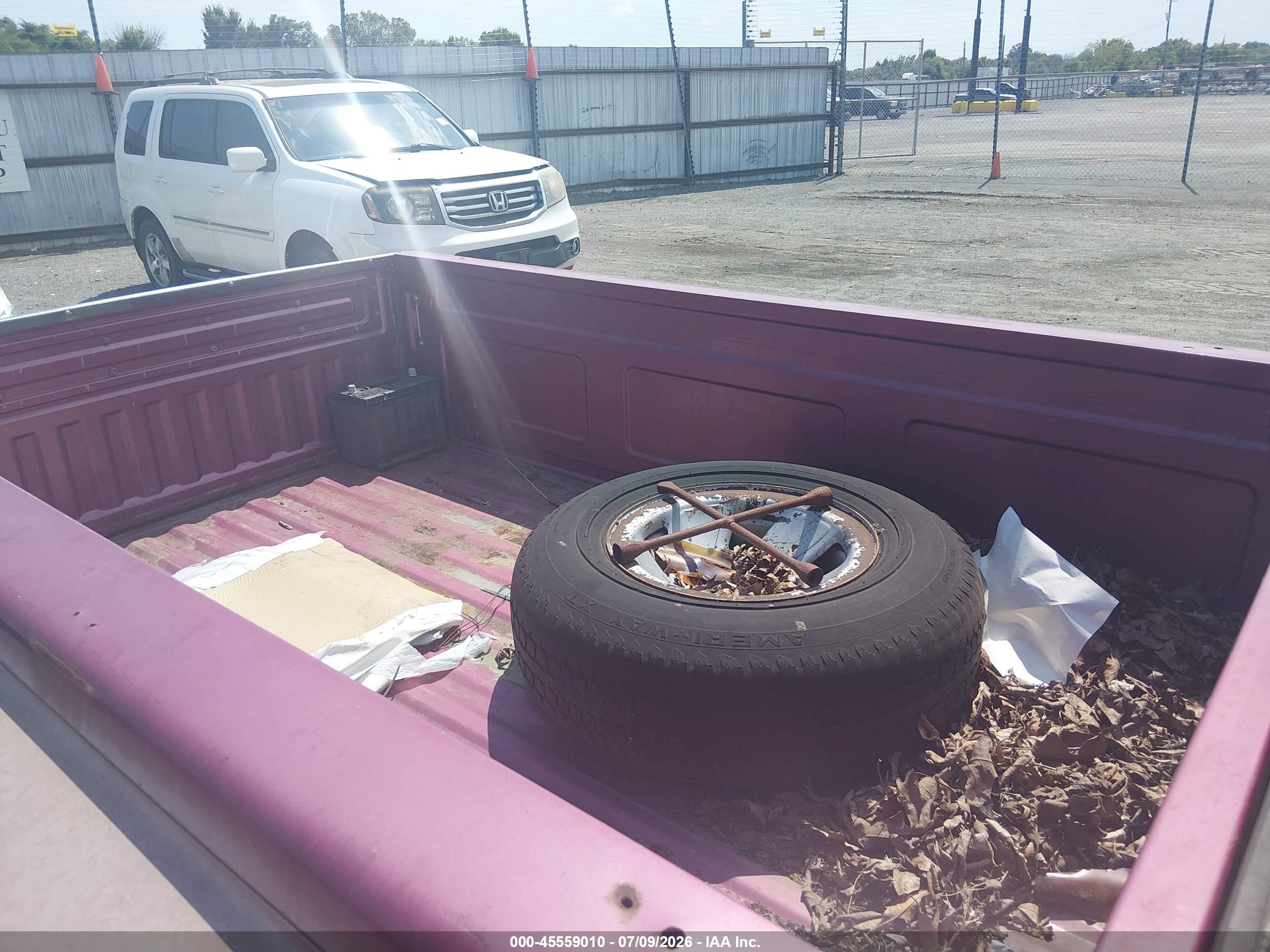 1992 Ford F150   Purple vin: 1FTCF15H1NKA59876