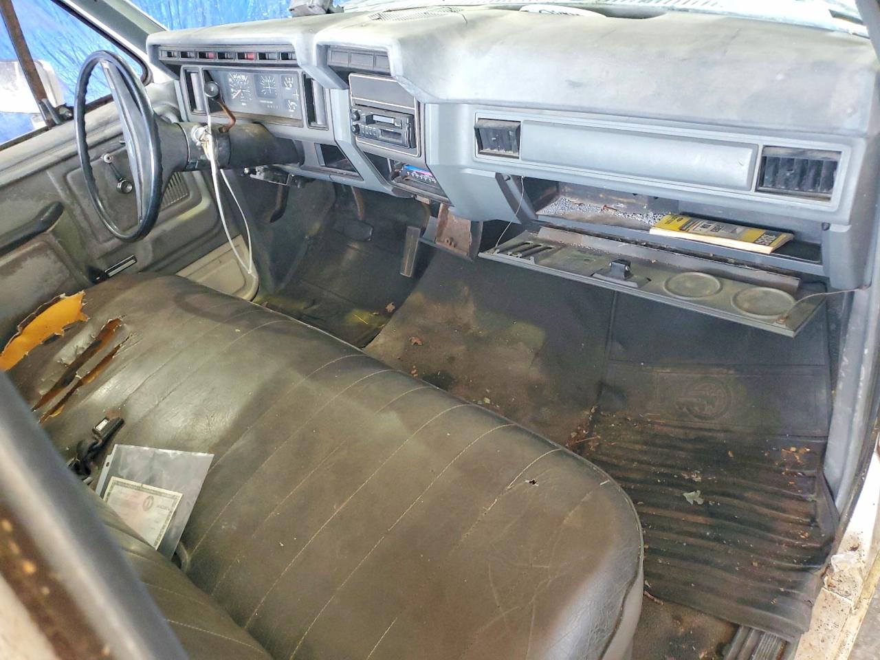 1985 Ford F150 White vin: 1FTCF15HXFLA31523