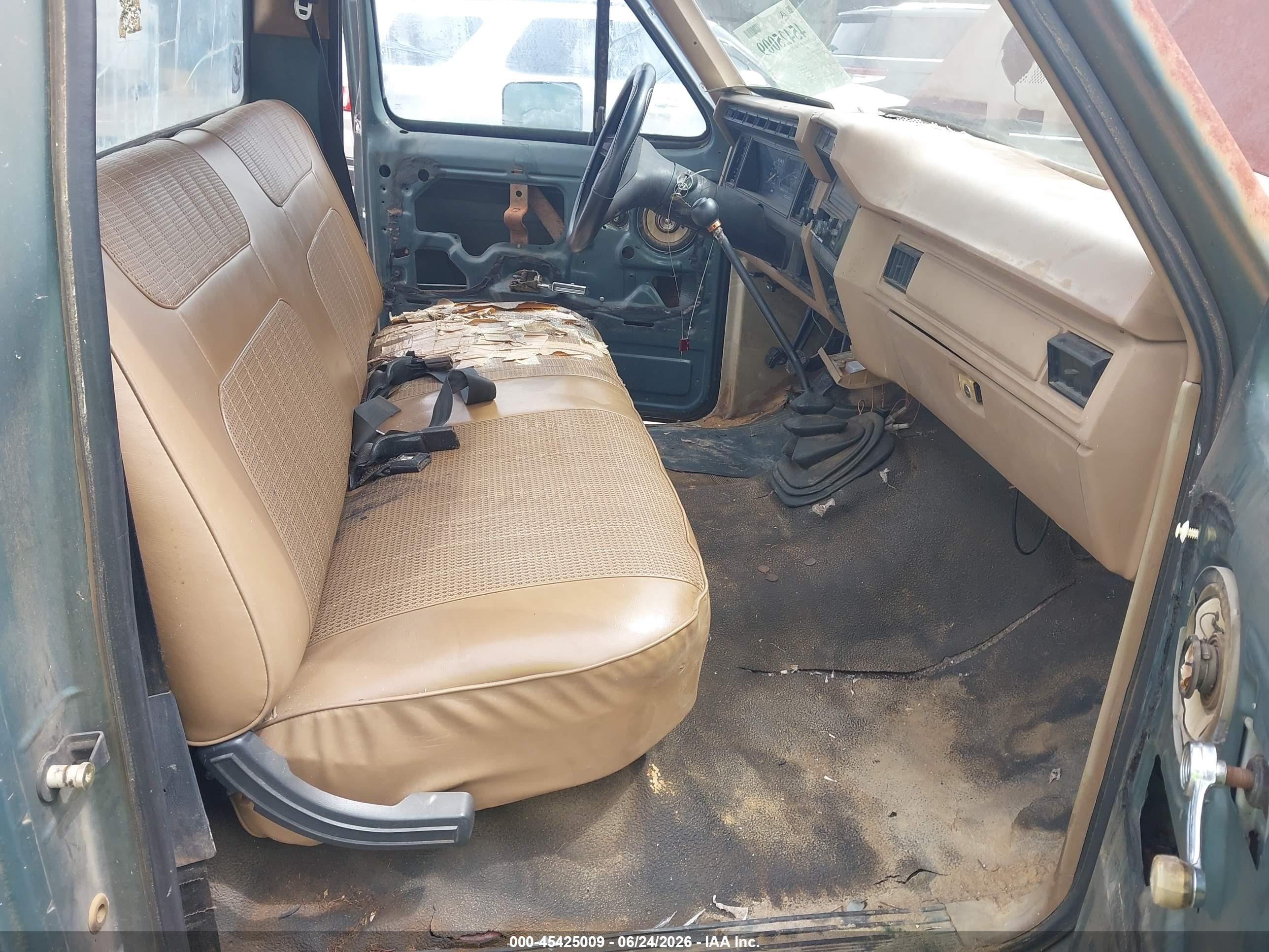 1986 Ford F150   Green vin: 1FTCF15N2GNA15389