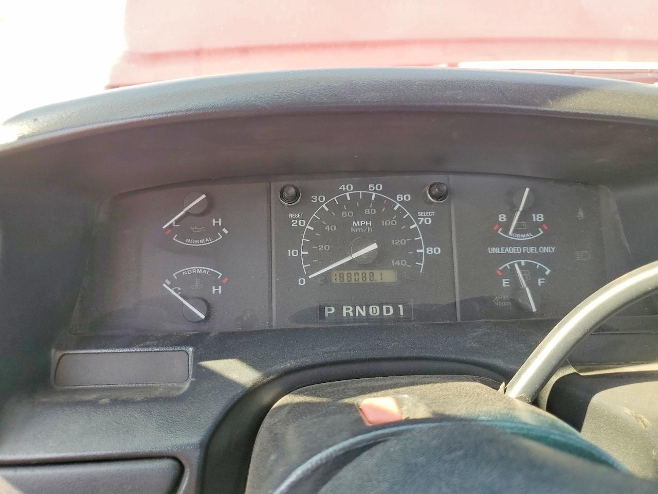 1993 Ford F150 Red vin: 1FTCF15N4PKB96545