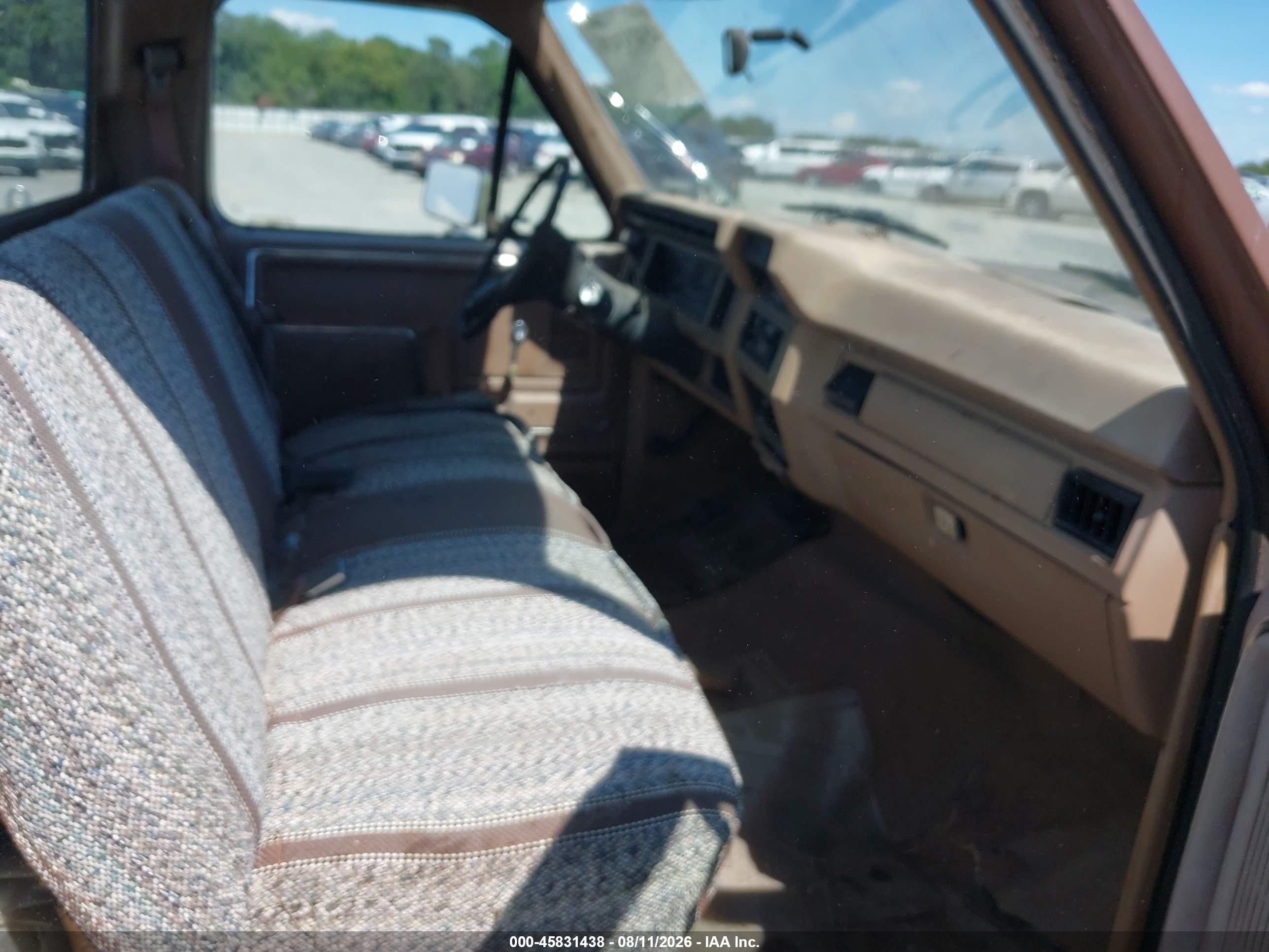 1986 Ford F150   Коричневый vin: 1FTCF15N9GNA71863