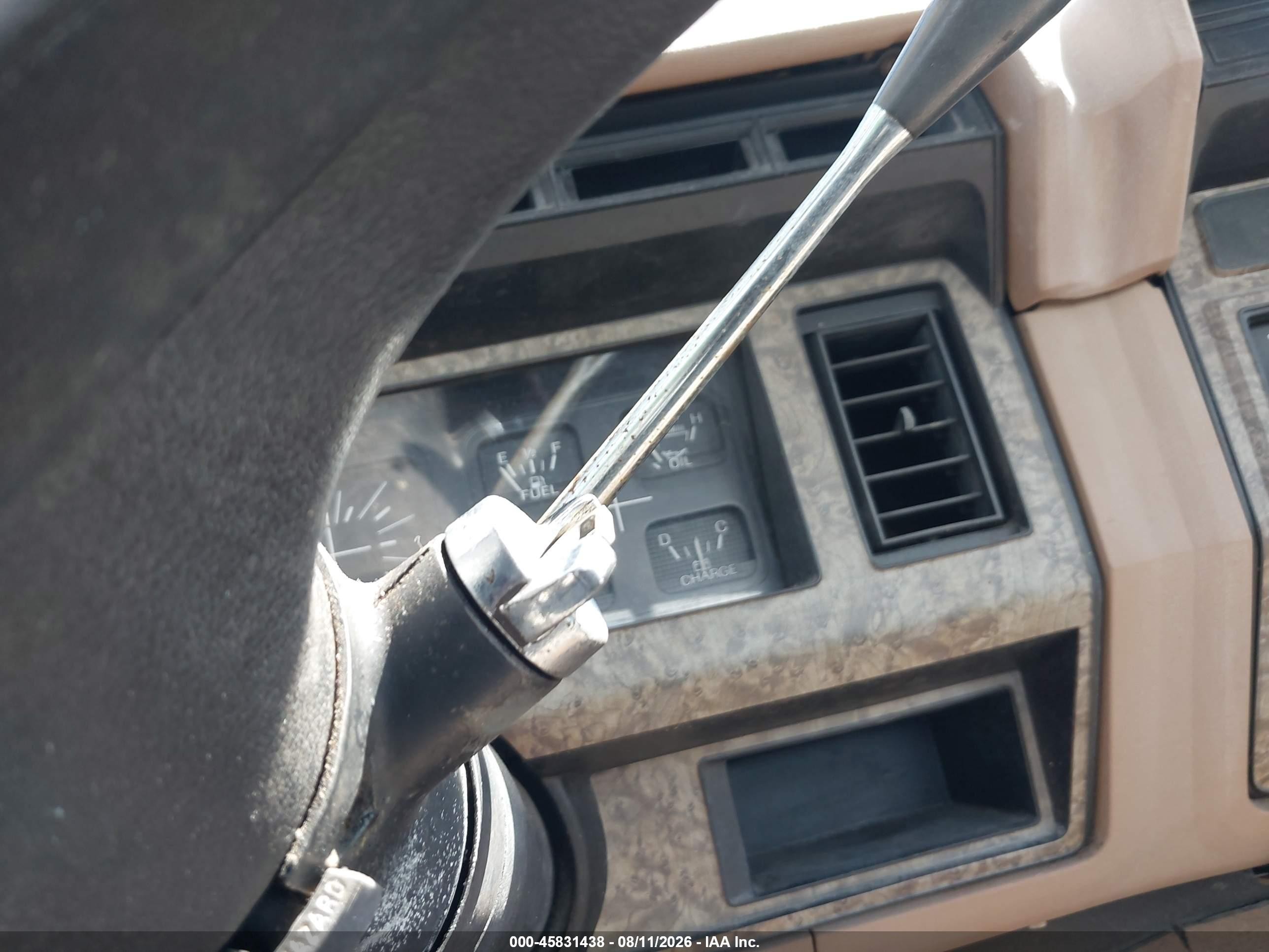 1986 Ford F150   Коричневый vin: 1FTCF15N9GNA71863