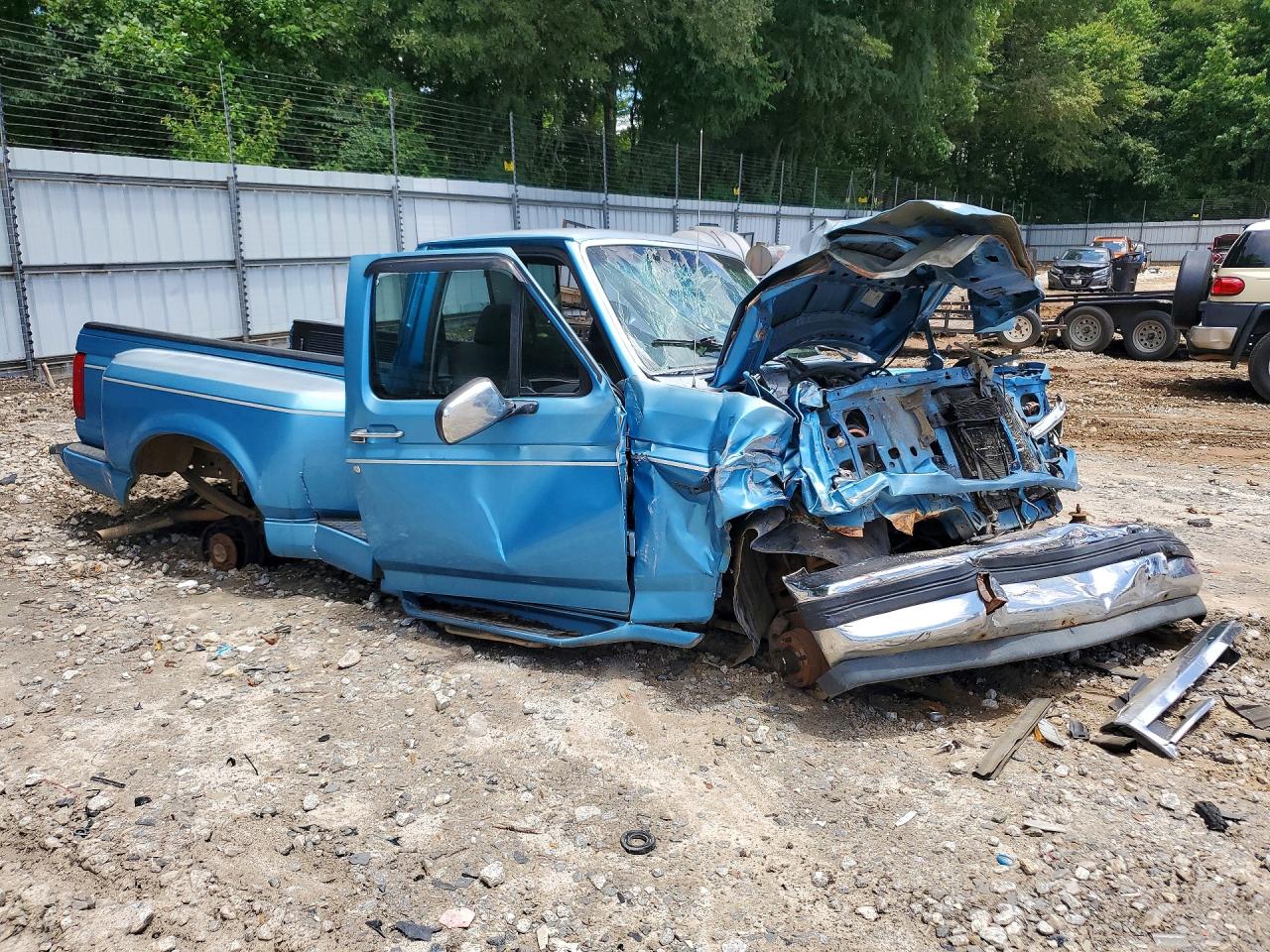 1992 Ford F150 Синий vin: 1FTCF15NXNKA88671