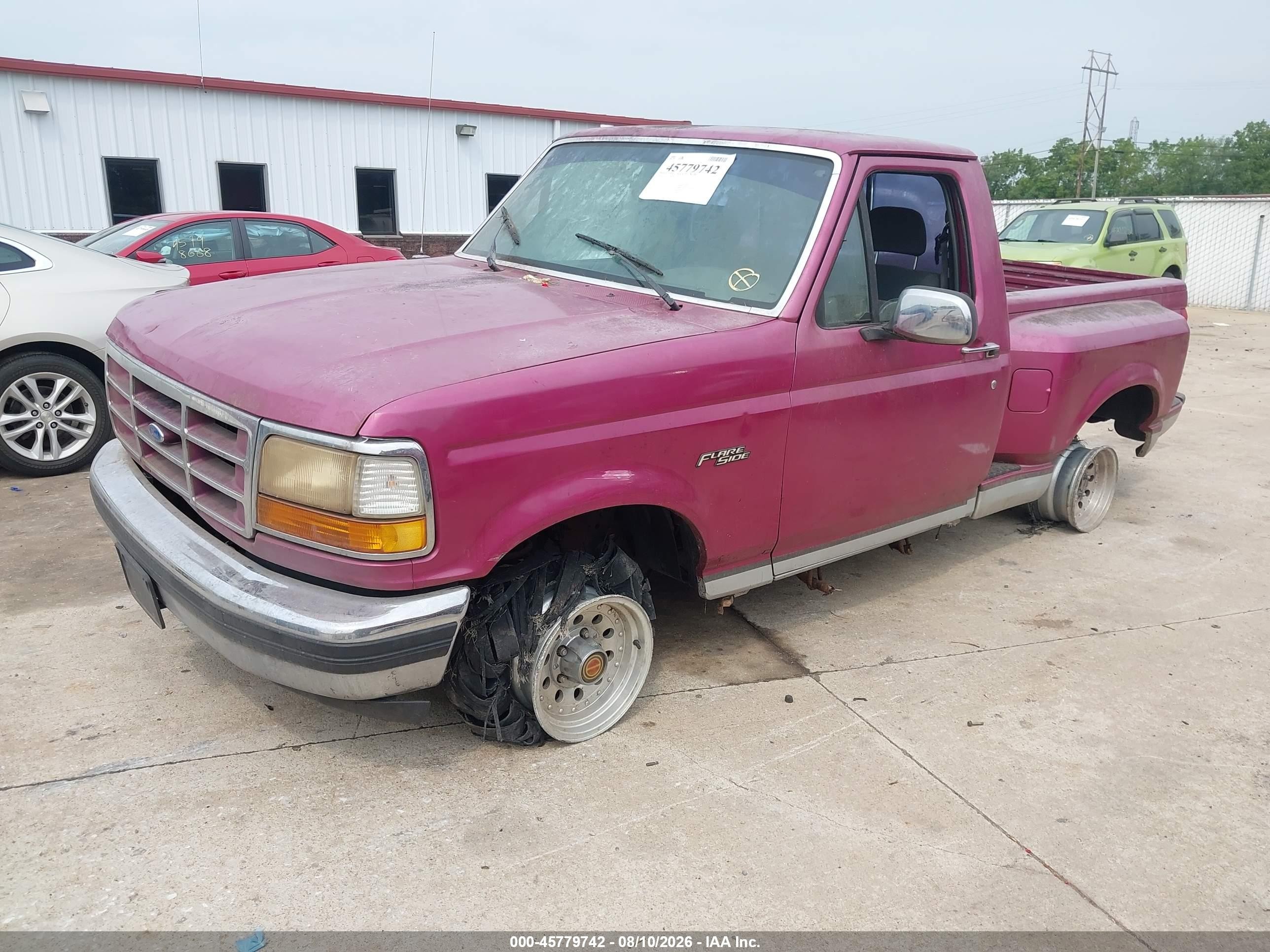 1992 Ford F150   Blue vin: 1FTCF15YXNKA99826