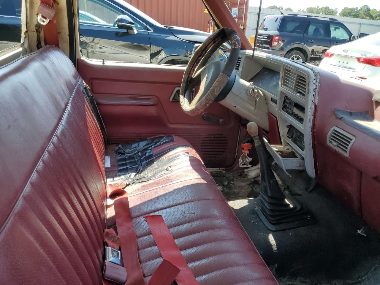 1989 Ford Ranger White vin: 1FTCR10A0KUB00919