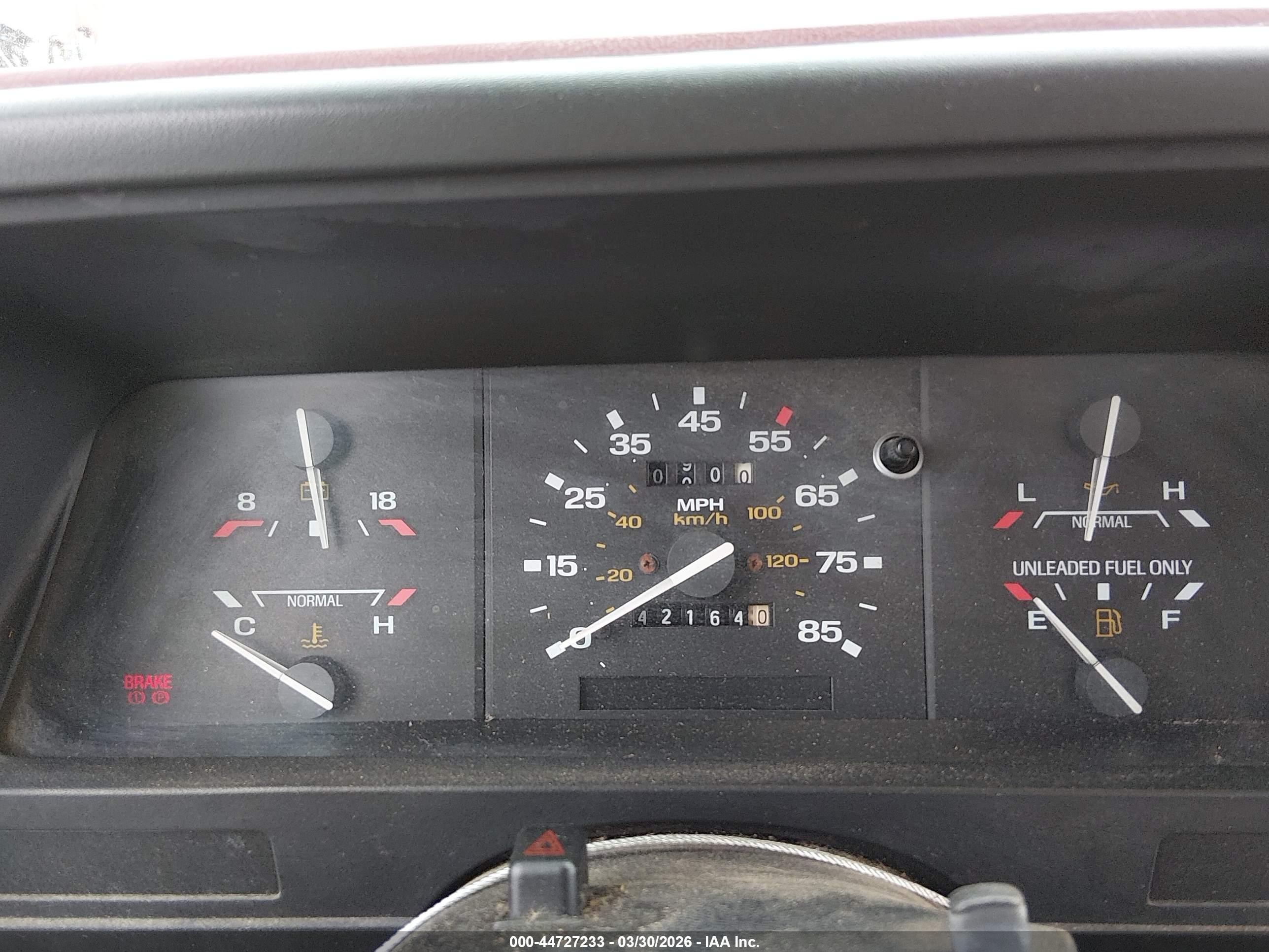 1989 Ford Ranger   Red vin: 1FTCR10A0KUC31882