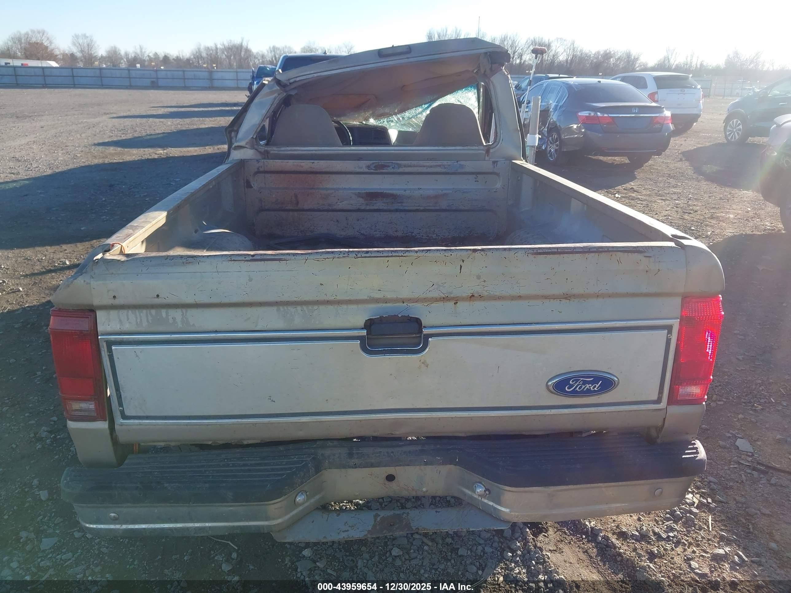 1991 Ford Ranger   Gold vin: 1FTCR10A0MUB80600