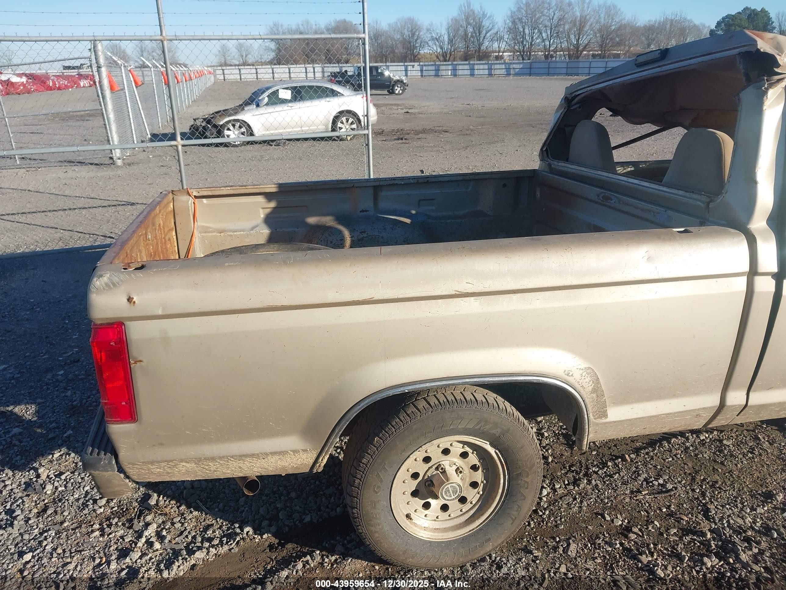 1991 Ford Ranger   Gold vin: 1FTCR10A0MUB80600
