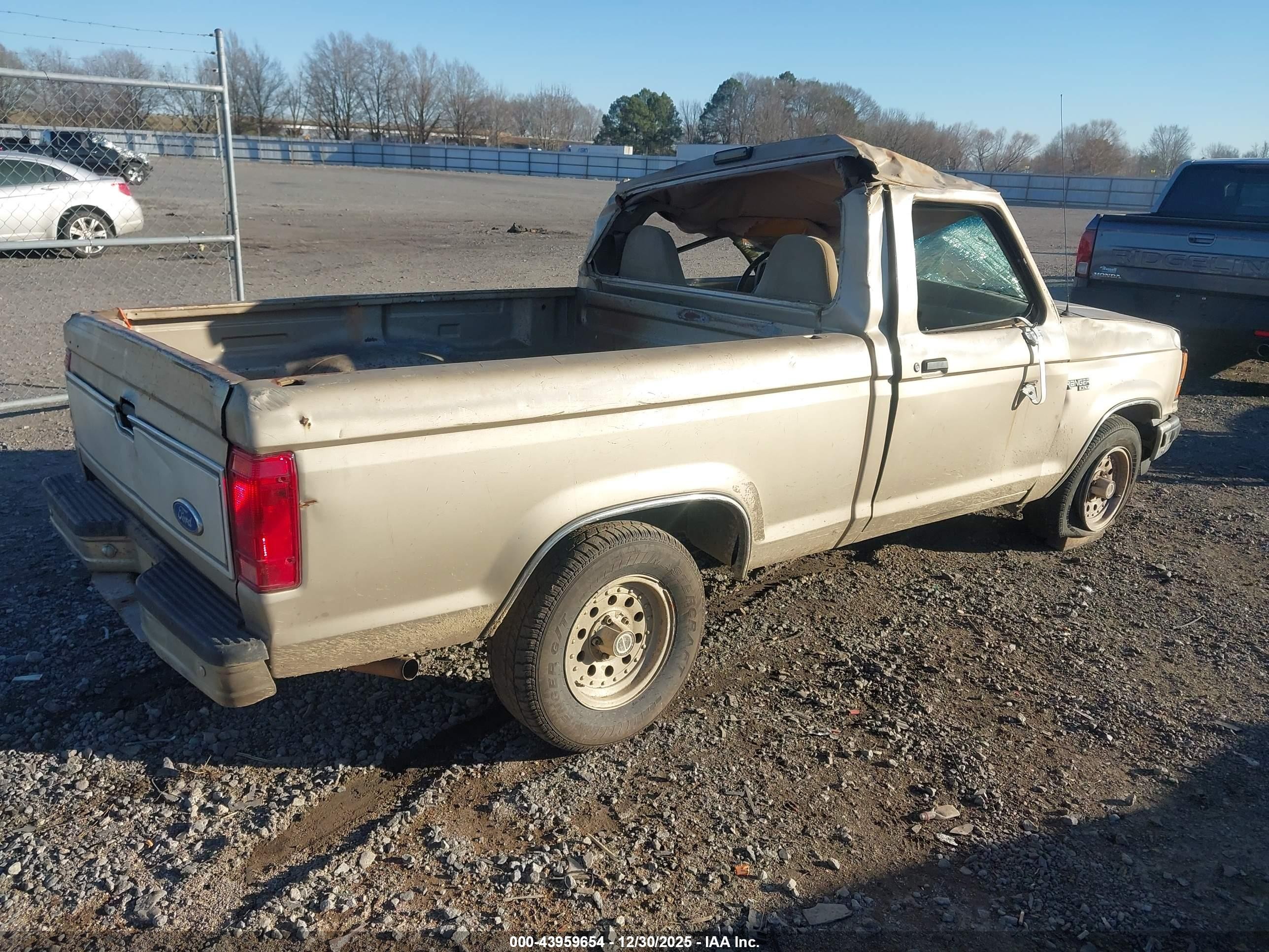 1991 Ford Ranger   Gold vin: 1FTCR10A0MUB80600
