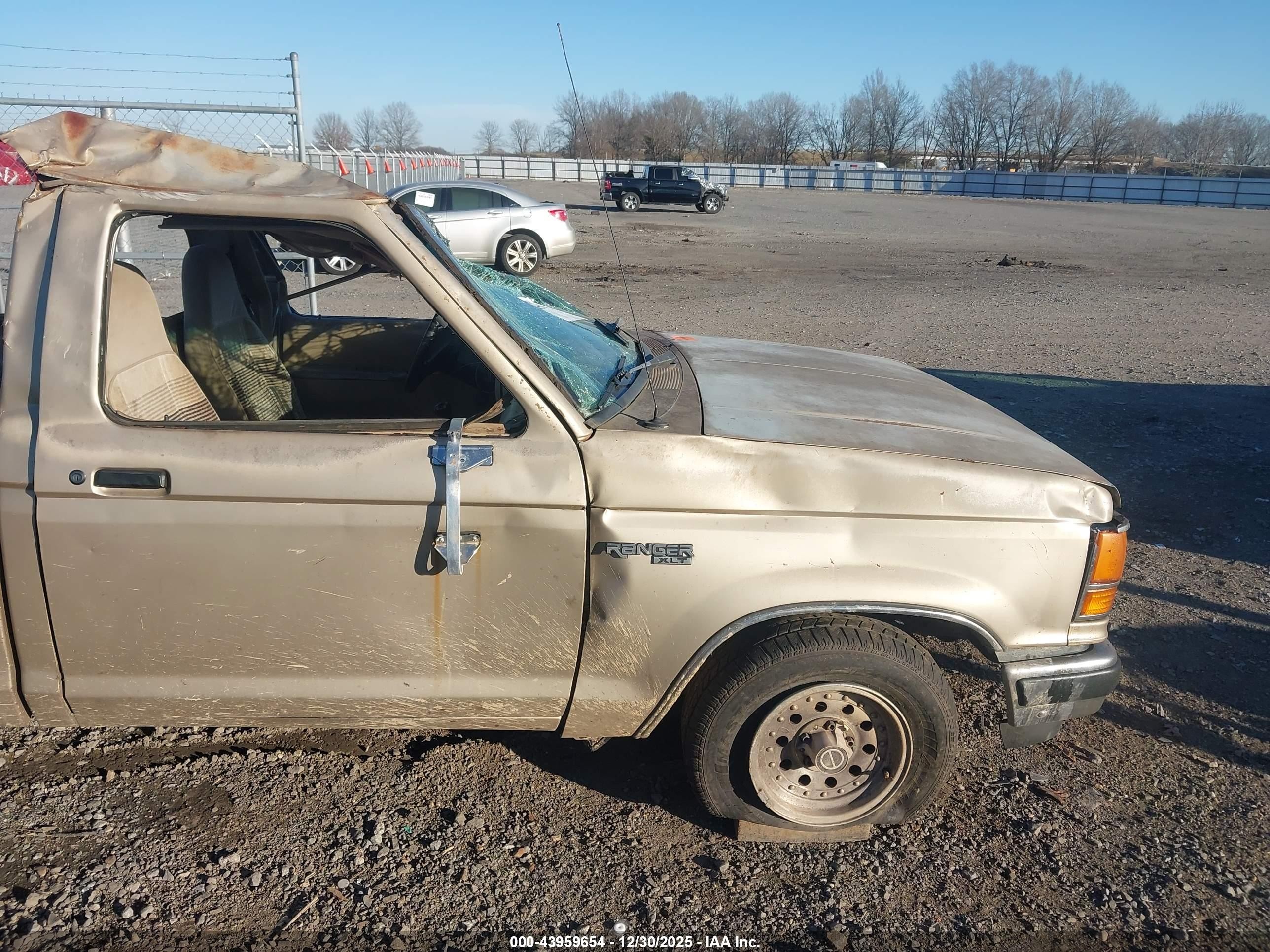1991 Ford Ranger   Gold vin: 1FTCR10A0MUB80600