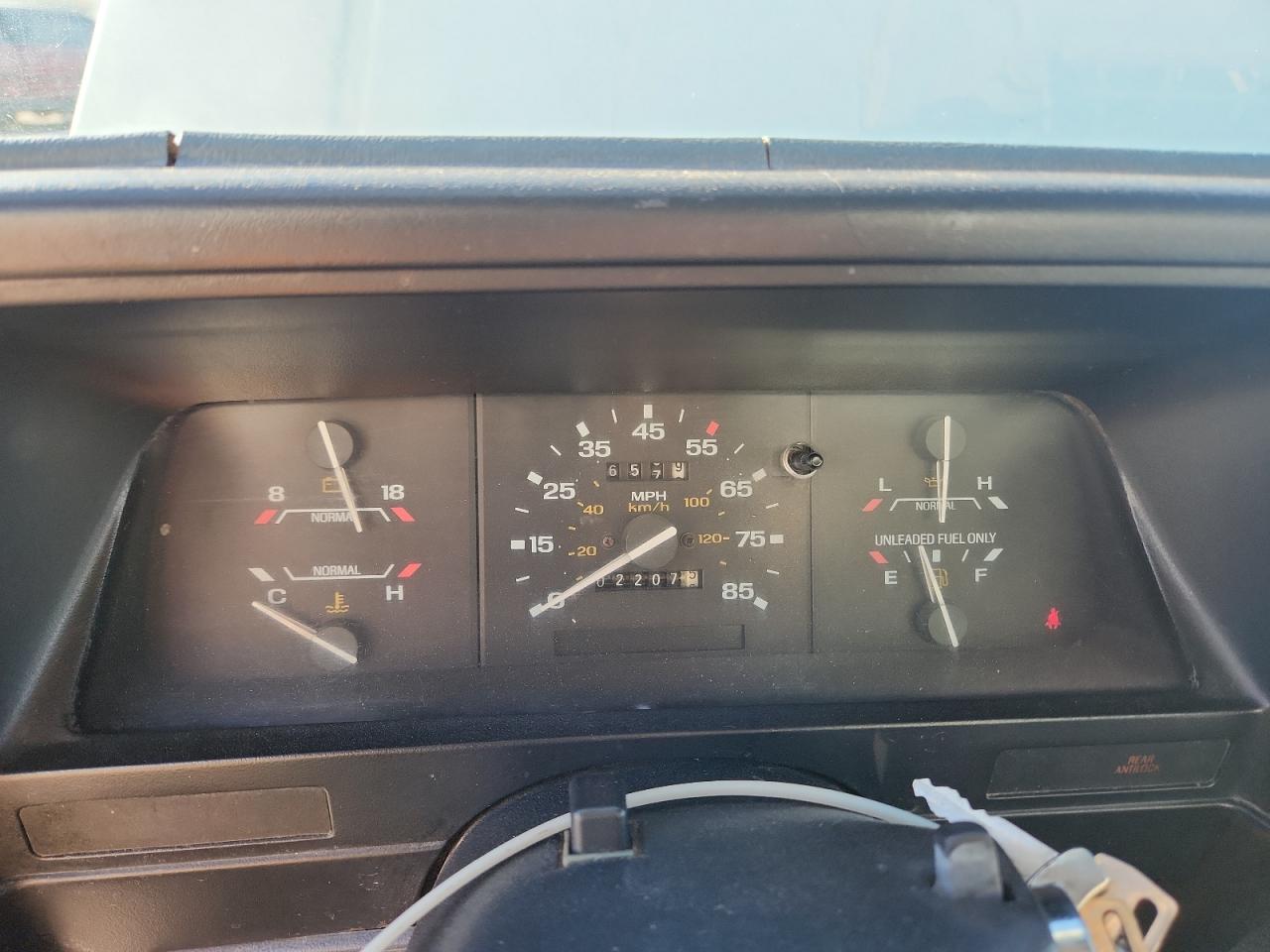 1992 Ford Ranger White vin: 1FTCR10A0NTA90290
