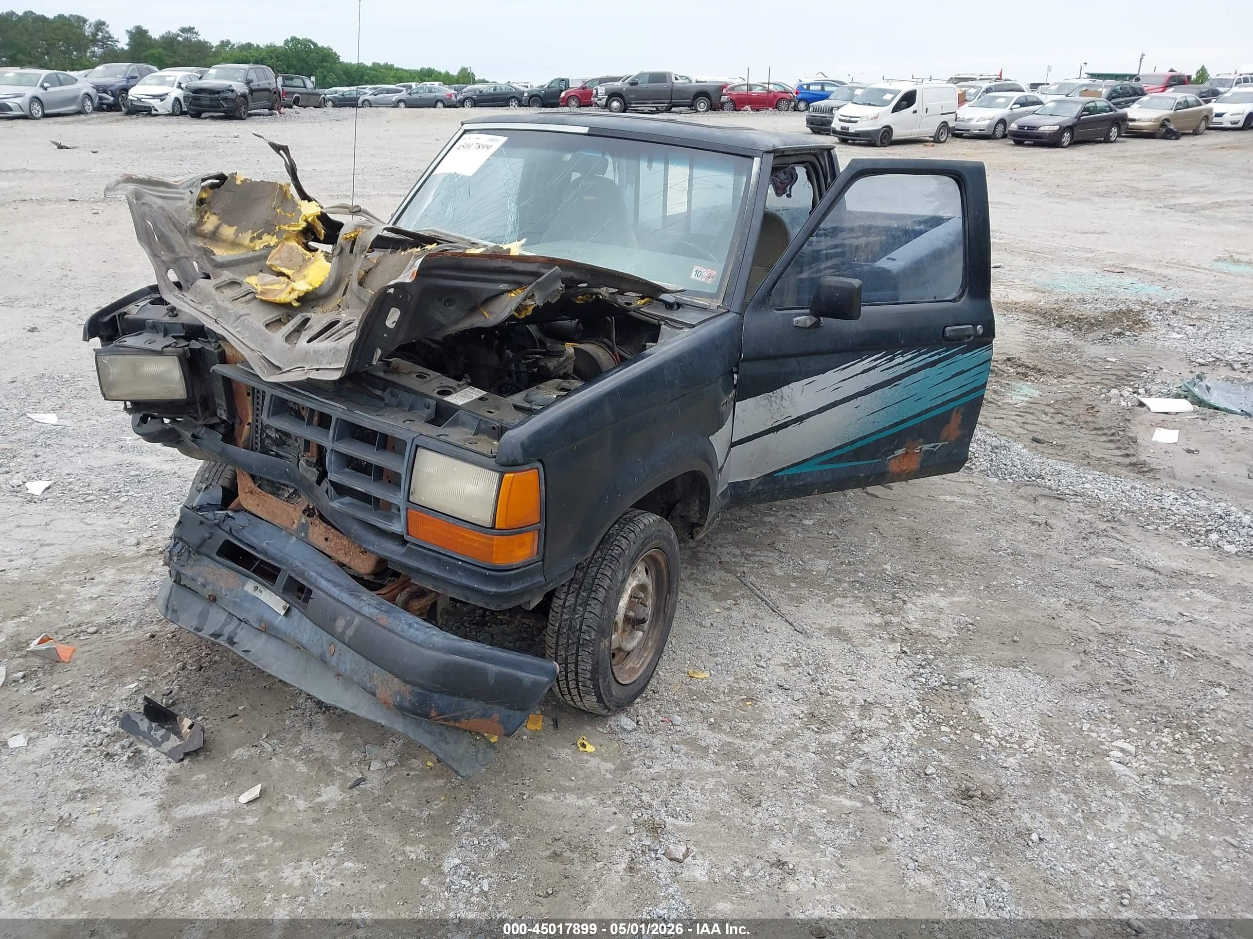1992 Ford Ranger   Черный vin: 1FTCR10A0NUD34627