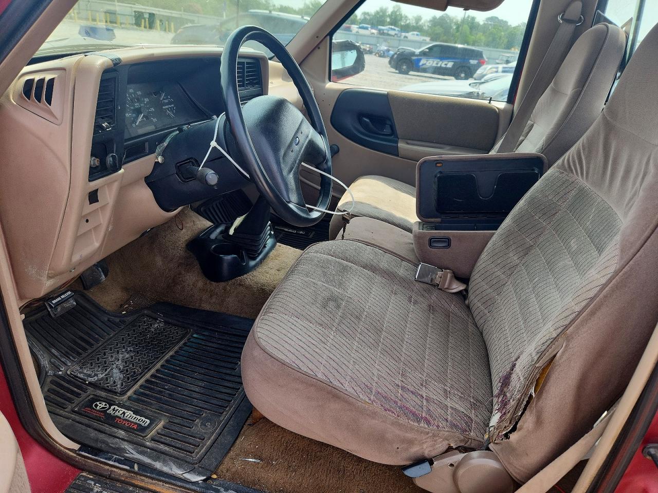 1993 Ford Ranger Red vin: 1FTCR10A0PPB34784
