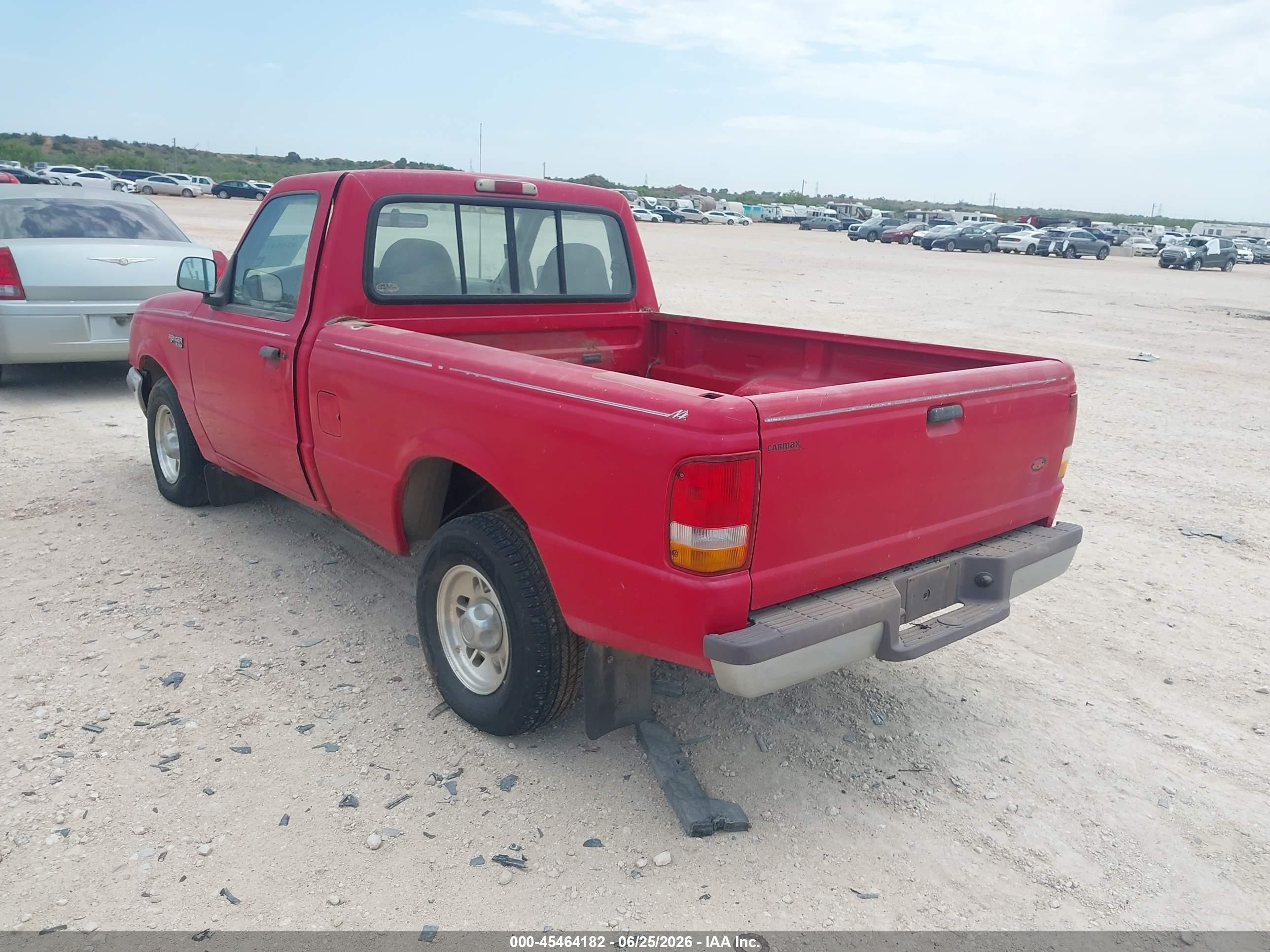 1996 Ford Ranger   Red vin: 1FTCR10A0TPB10477