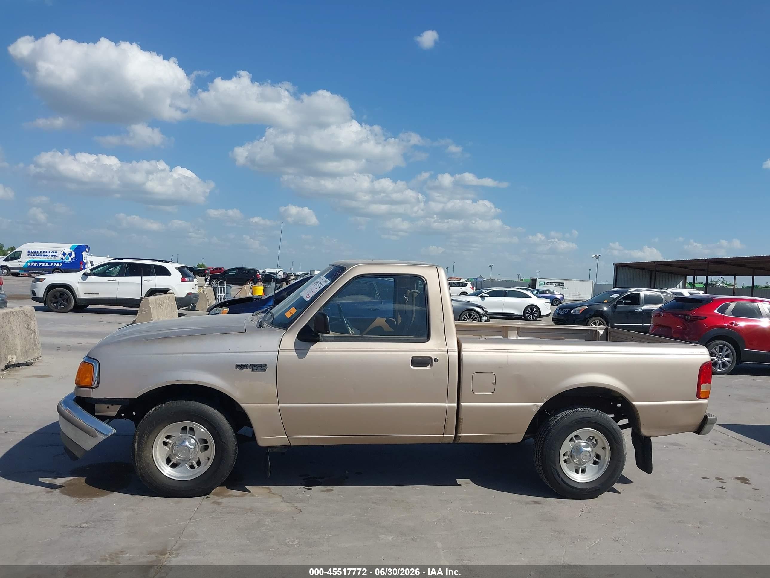 1996 Ford Ranger   Beige vin: 1FTCR10A0TPB27473