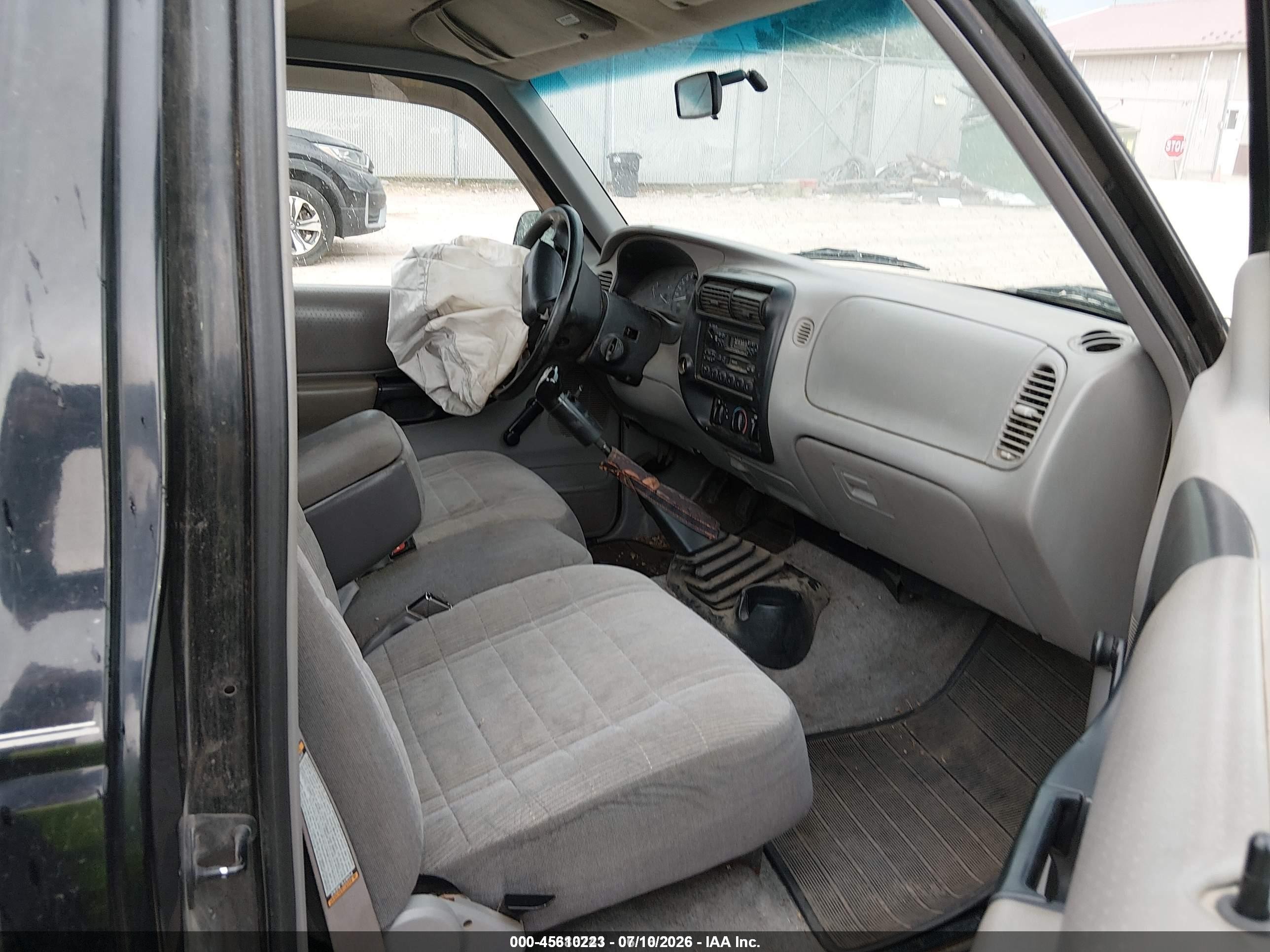 1996 Ford Ranger   Black vin: 1FTCR10A0TPB45195