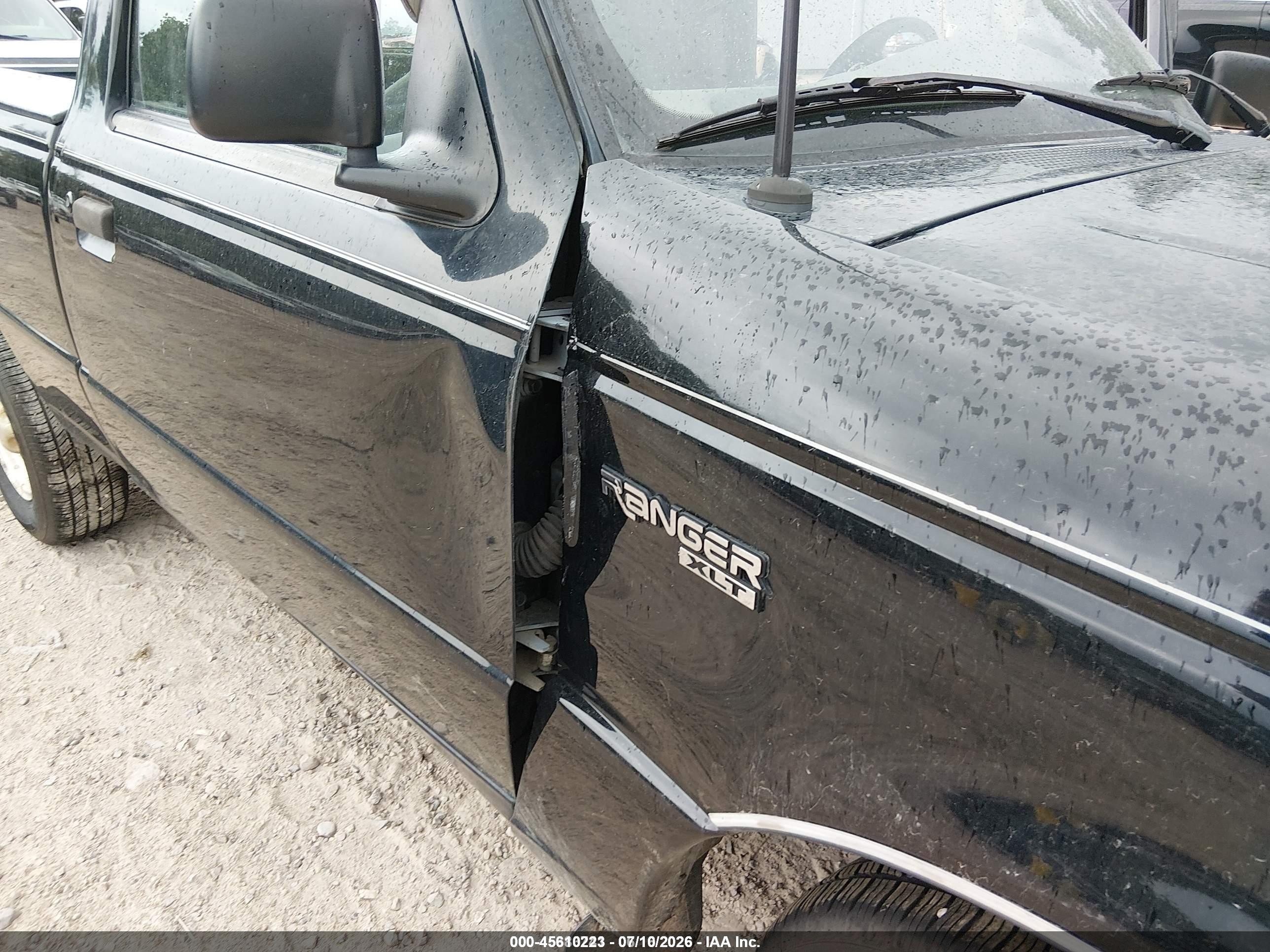 1996 Ford Ranger   Black vin: 1FTCR10A0TPB45195