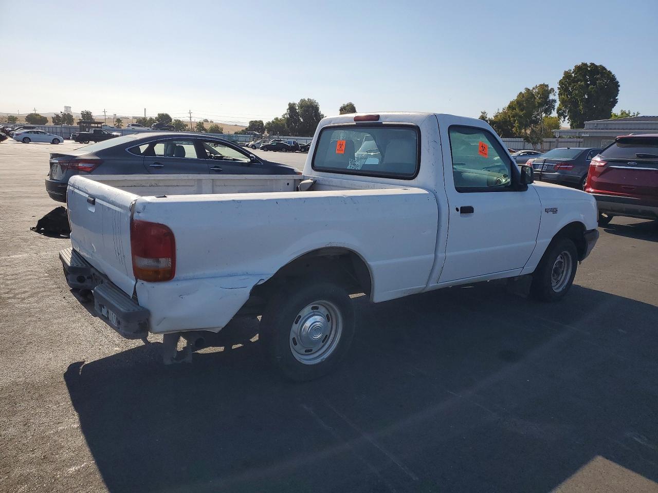 1997 Ford Ranger Xl White vin: 1FTCR10A0VUB54709