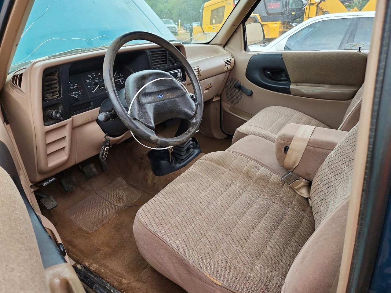 1993 Ford Ranger Turquoise vin: 1FTCR10A1PTA06318