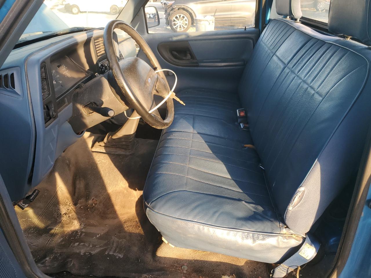 1993 Ford Ranger Blue vin: 1FTCR10A1PUB82084